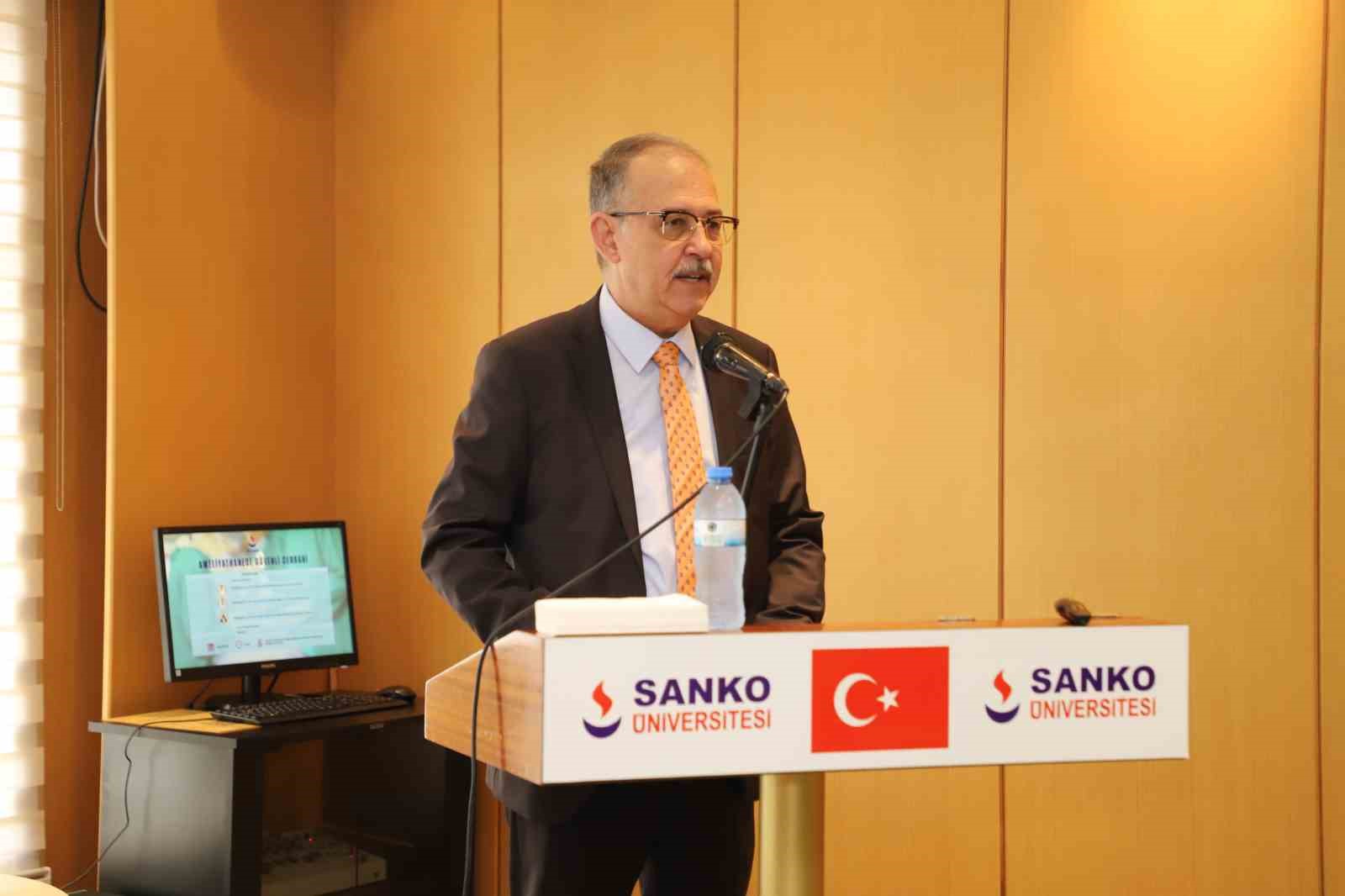 SANKO Üniversitesinde "Ameliyathanede güvenli cerrahi" konferansı düzenlendi

