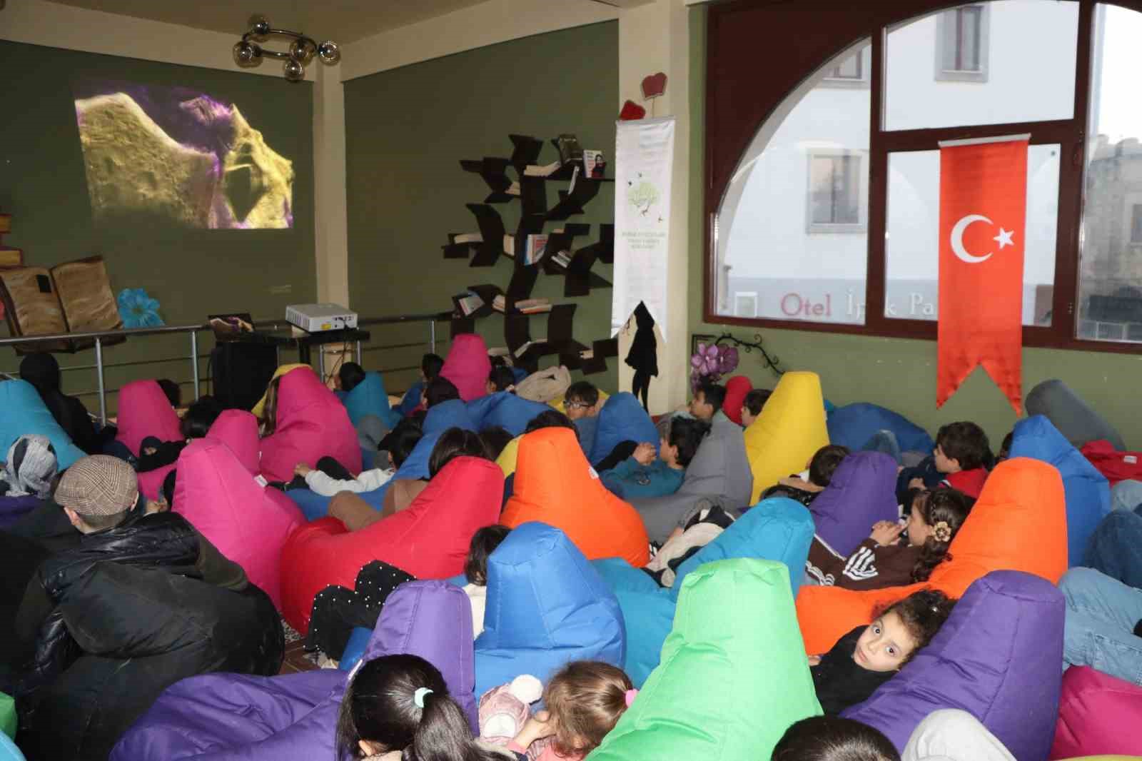 Şanlıurfa Büyükşehir Belediyesi’nden yetim ve öksüz çocuklara anlamlı destek
