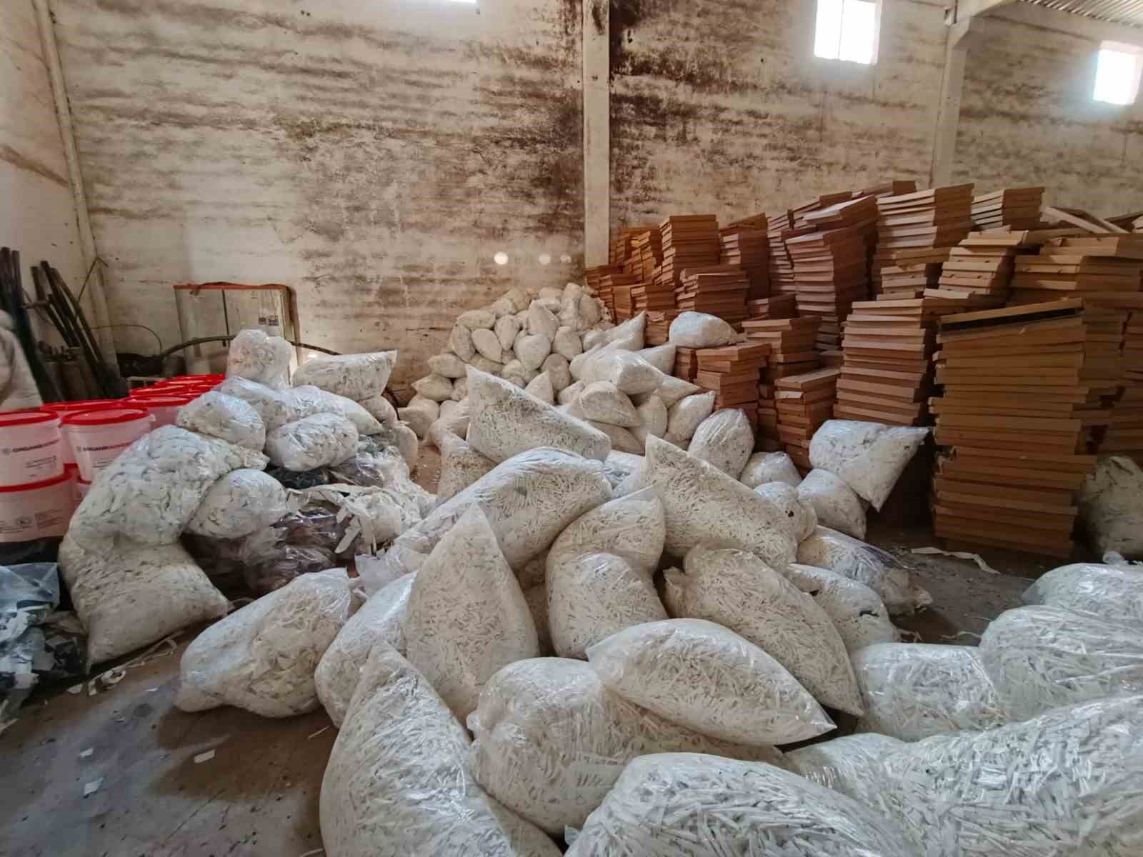 Şanlıurfa’da 14 milyon TL değerinde 40 milyon makaron ele geçirildi
