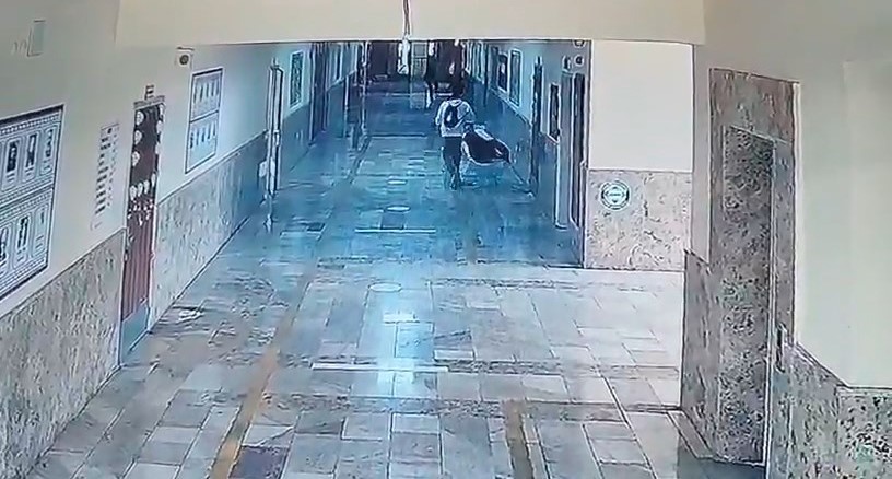 Şanlıurfa’da 16 kişinin yaralandığı saldırı anı güvenlik kamerasına yansıdı
