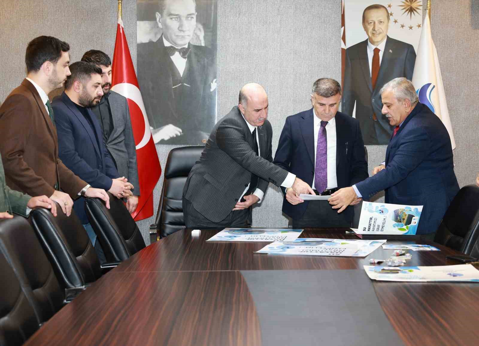 Şanlıurfa’da 250 bin öğrenciye su tasarrufu eğitimi verilecek
Şanlıurfa’da 250 bin öğrenciye su tasarrufu eğitimi verilecek