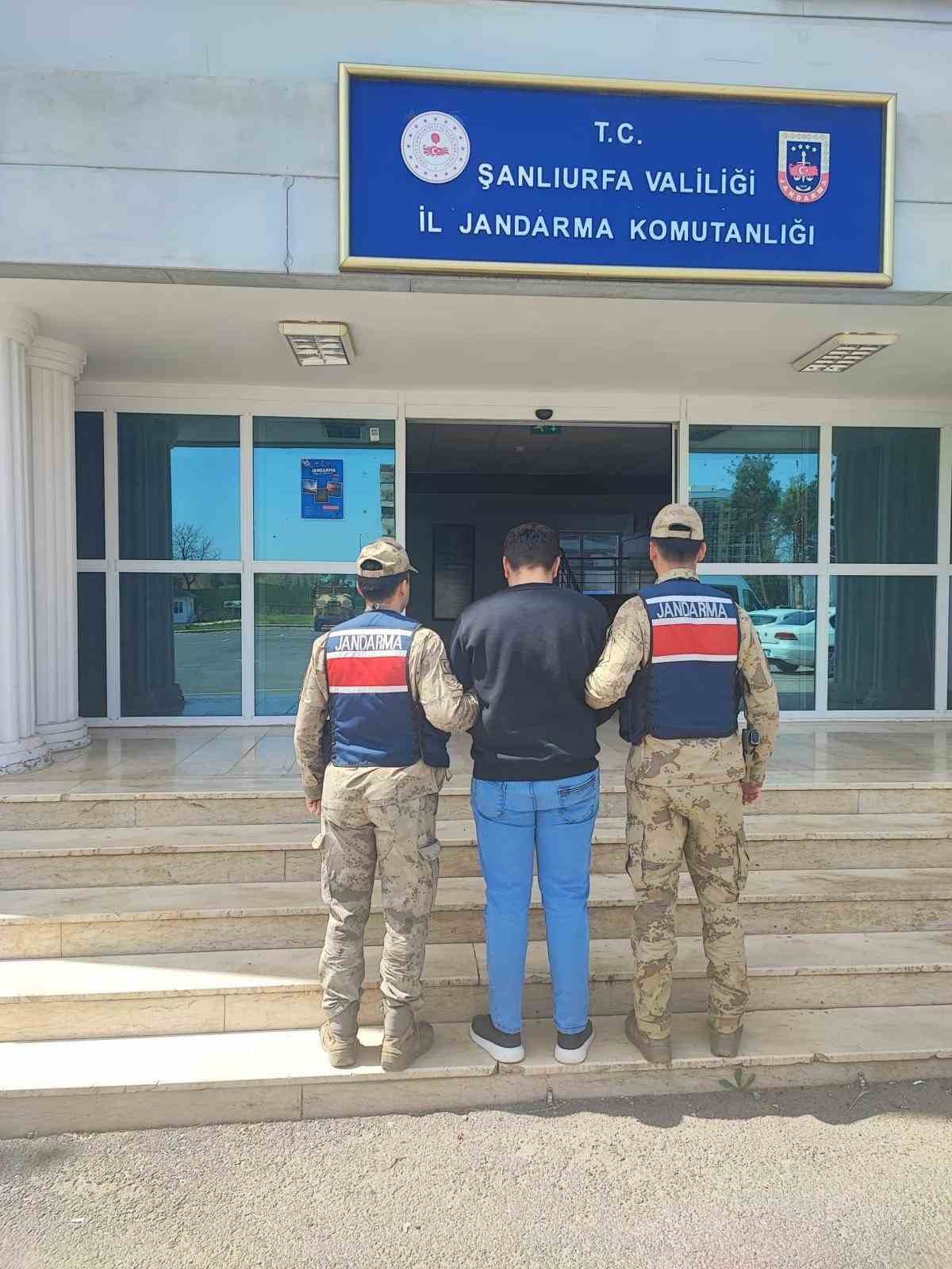 Şanlıurfa’da 3 yıl hapis cezası bulunan firari yakalandı
