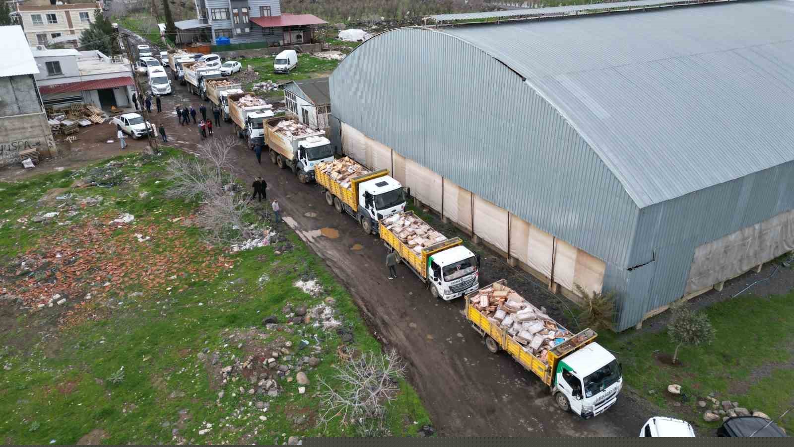Şanlıurfa’da 50 ton bozuk tavuk ele geçirildi
