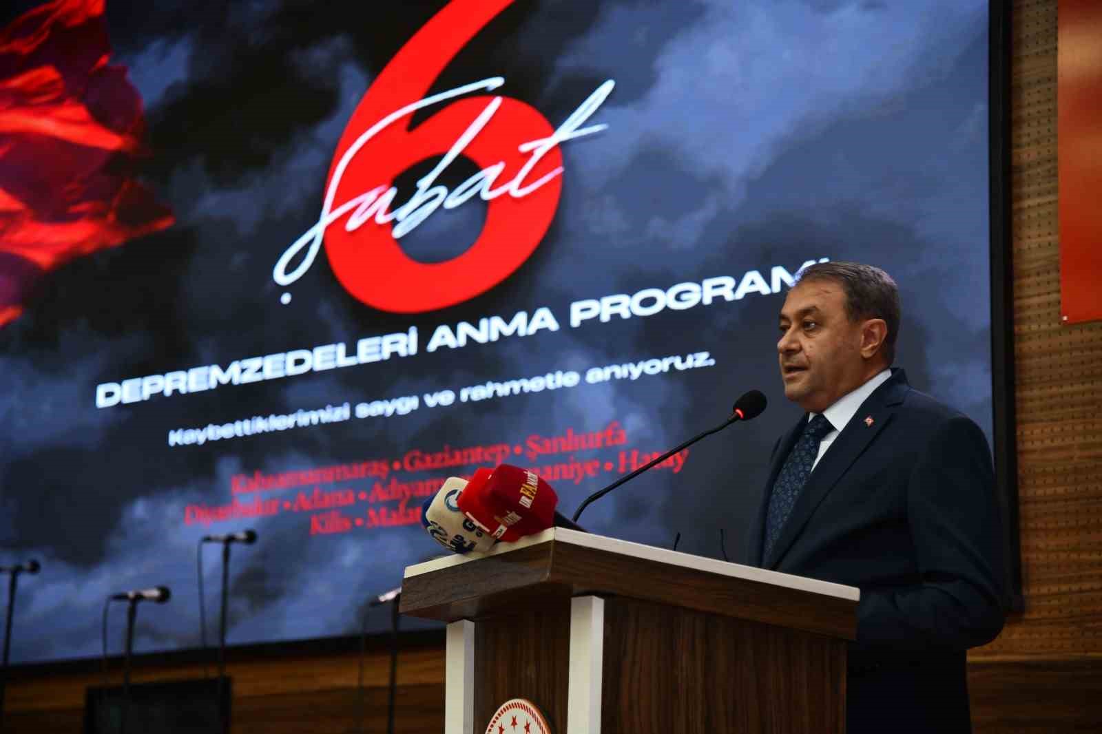 Şanlıurfa’da 6 Şubat depremlerinde hayatını kaybedenler anıldı
