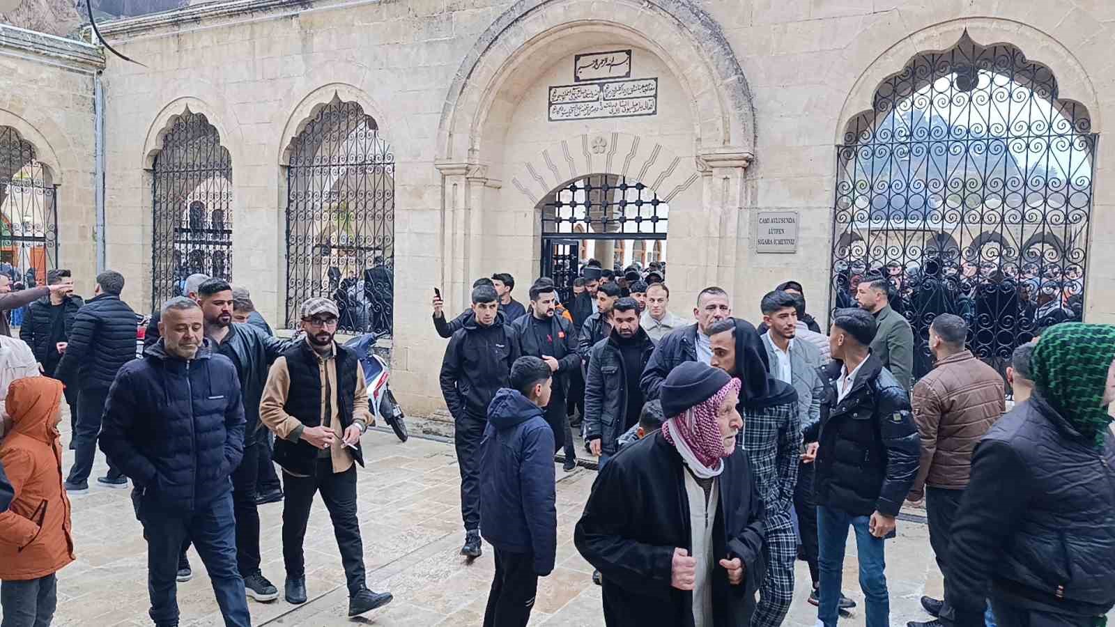 Şanlıurfa’da bayram namazı coşkusu
