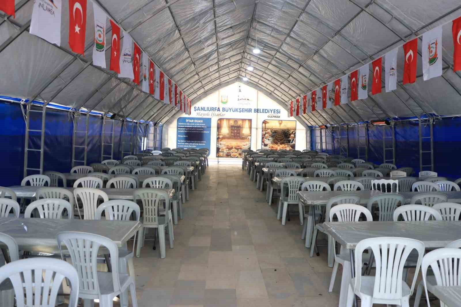 Şanlıurfa’da binlerce kişi iftarda buluşuyor
