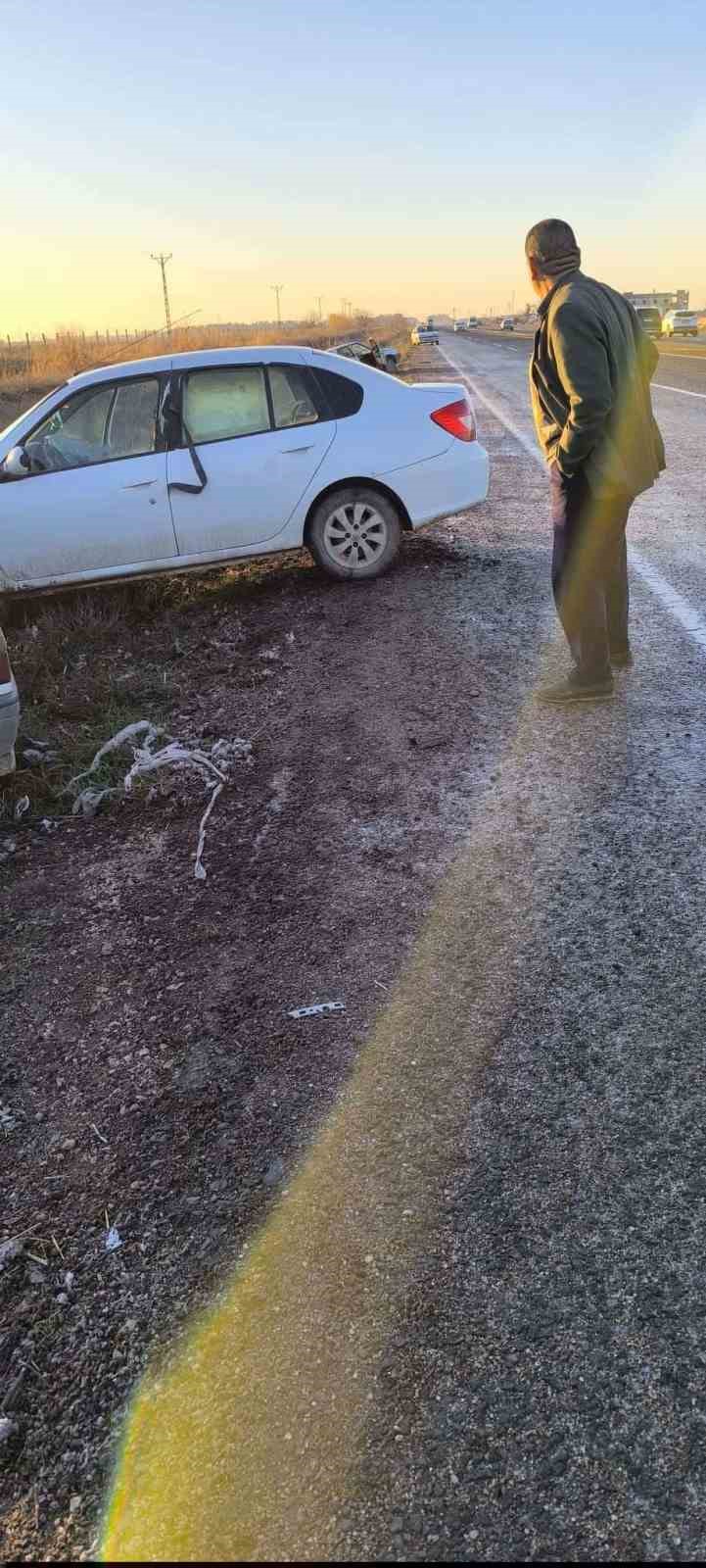 Şanlıurfa’da buzlanma kazalara yol açtı: 7 yaralı
