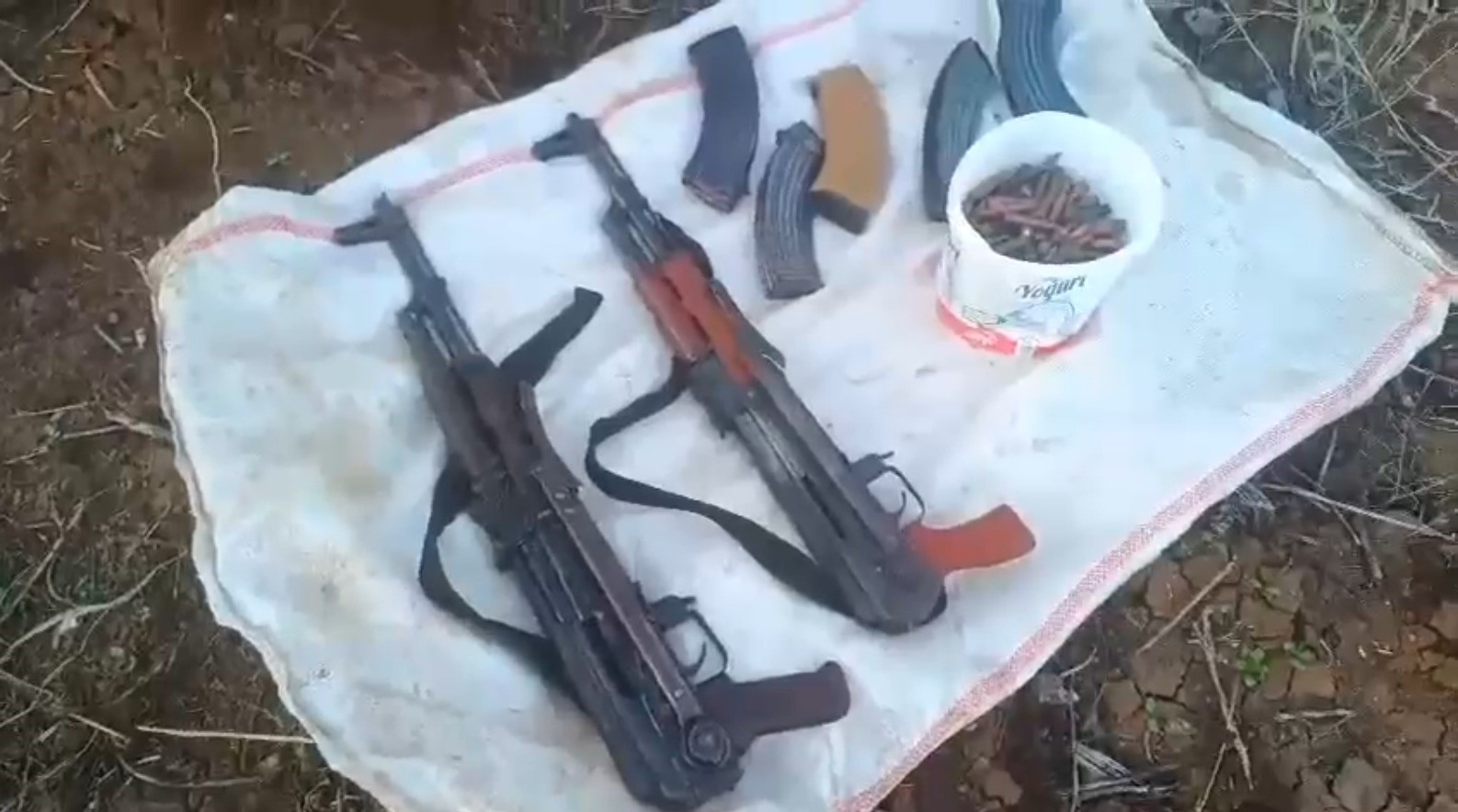 Şanlıurfa’da çok sayıda silah ve mühimmat ele geçirildi: 7 gözaltı
