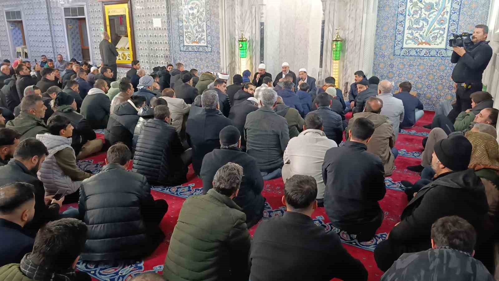 Şanlıurfa’da Miraç Kandili dualarla idrak edildi
