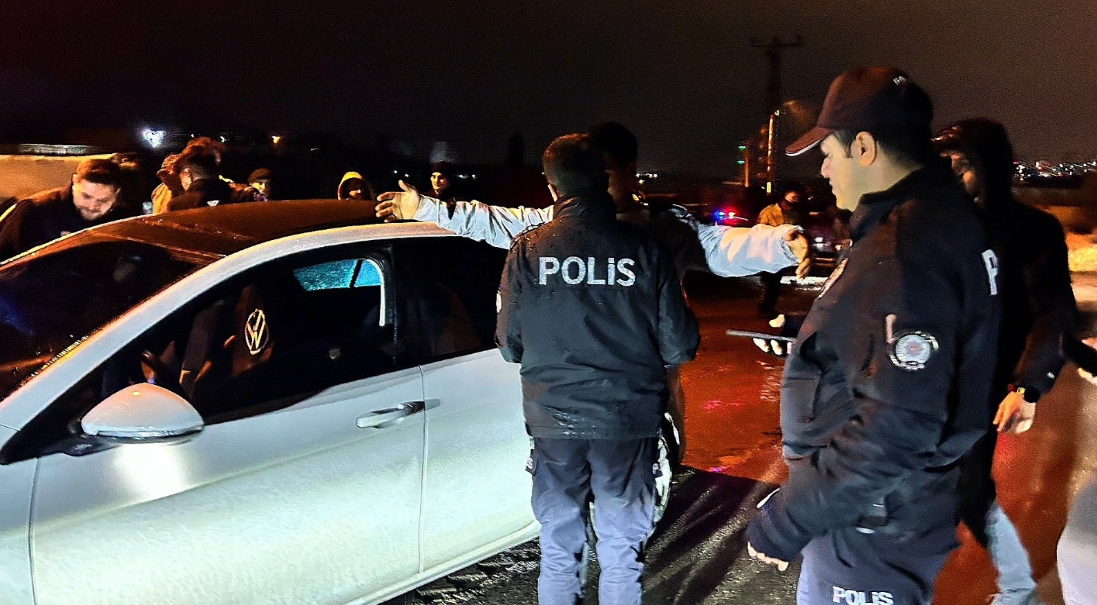 Şanlıurfa’da narkotik uygulamasında 226 gram metamfetamin ele geçirildi
