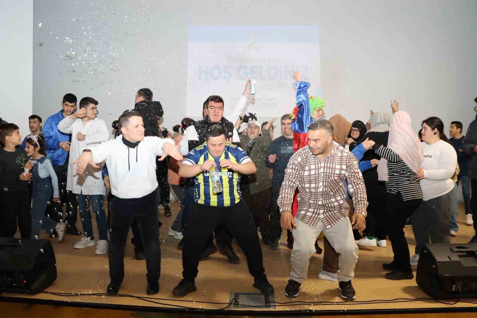 Şanlıurfa’da otizm farkındalık günü etkinliği düzenlendi
