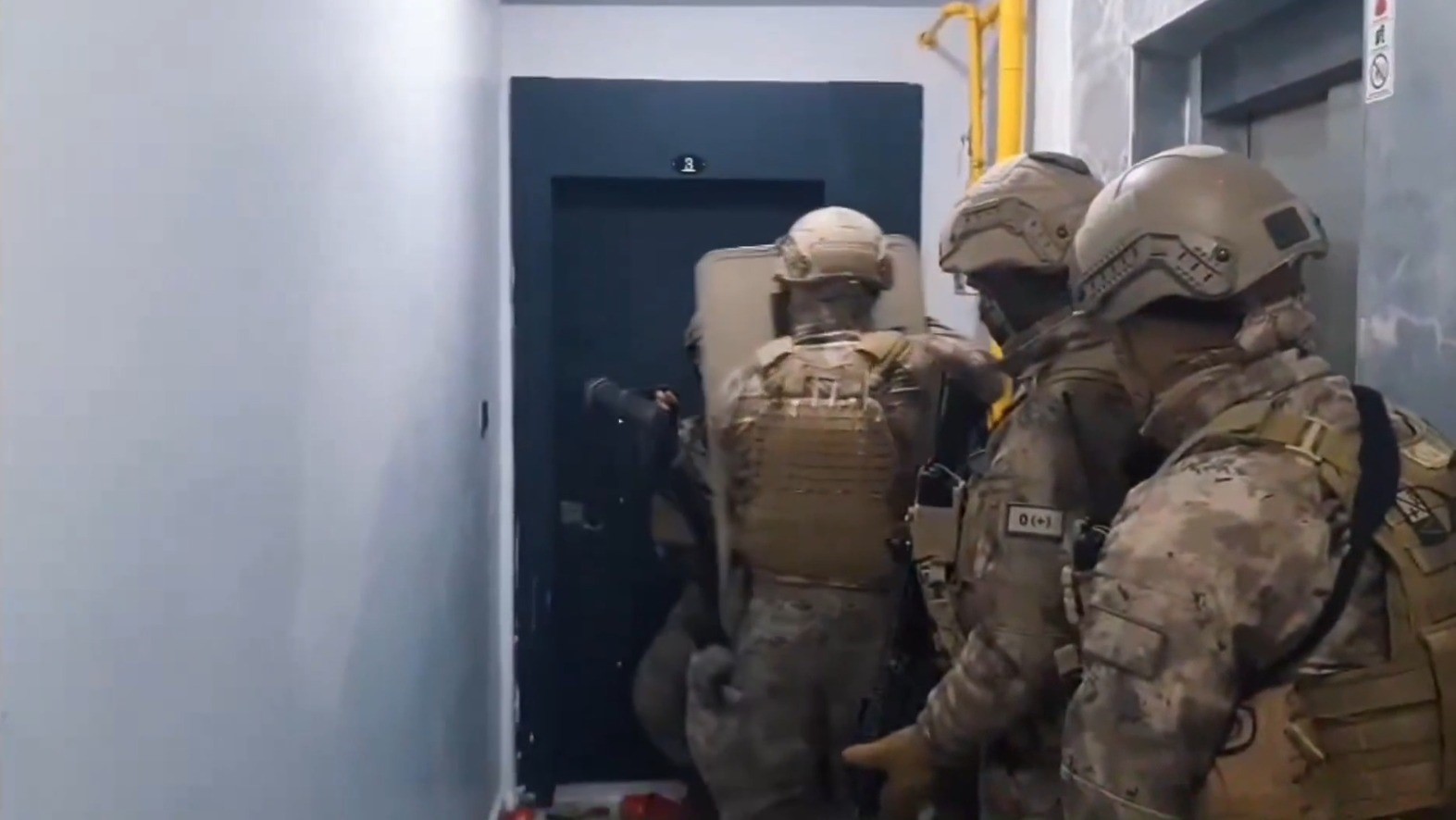 Şanlıurfa’da sahte kamu görevlisi operasyonu: 3 tutuklama
