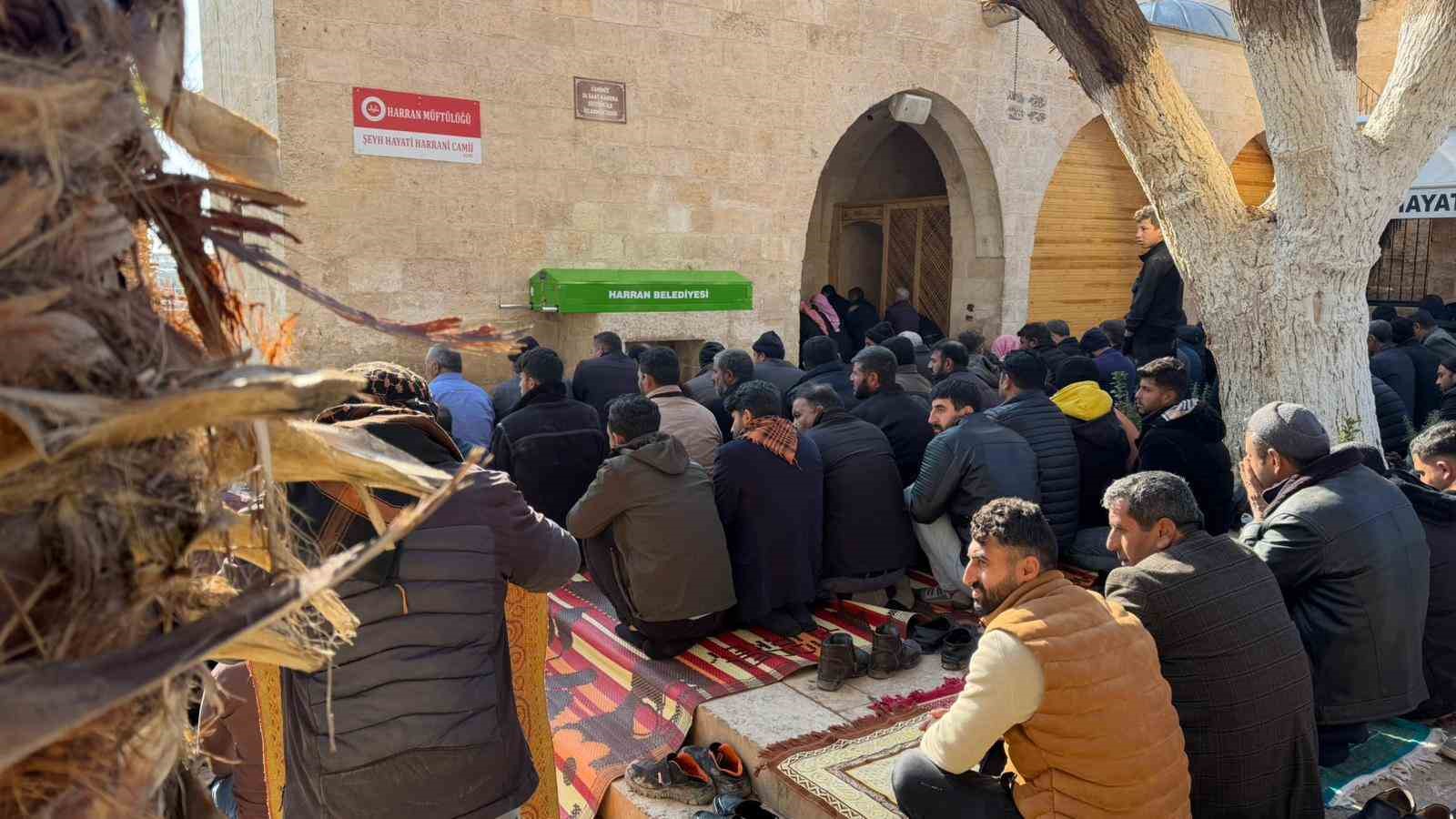 Şanlıurfa’da su kanalına düştü cesedi Suriye’de bulundu
