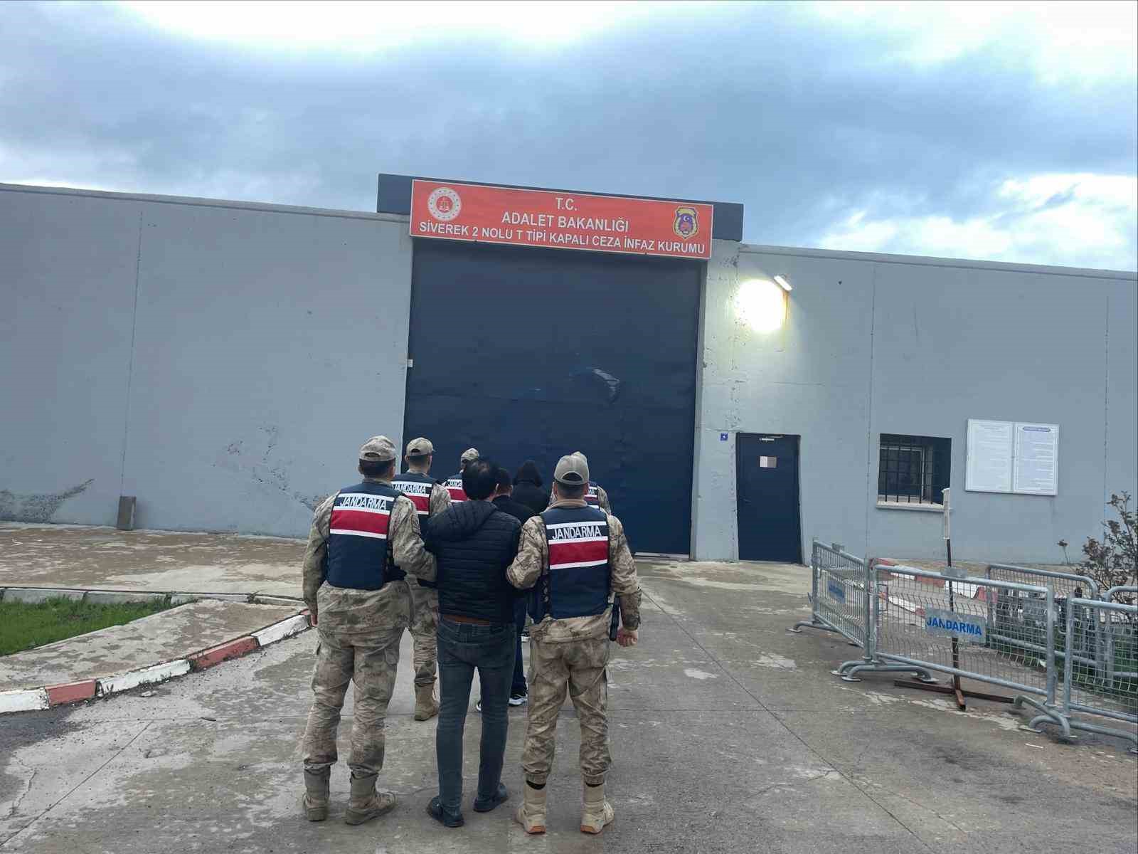 Şanlıurfa’da uyuşturucu operasyonu: 3 tutuklama
