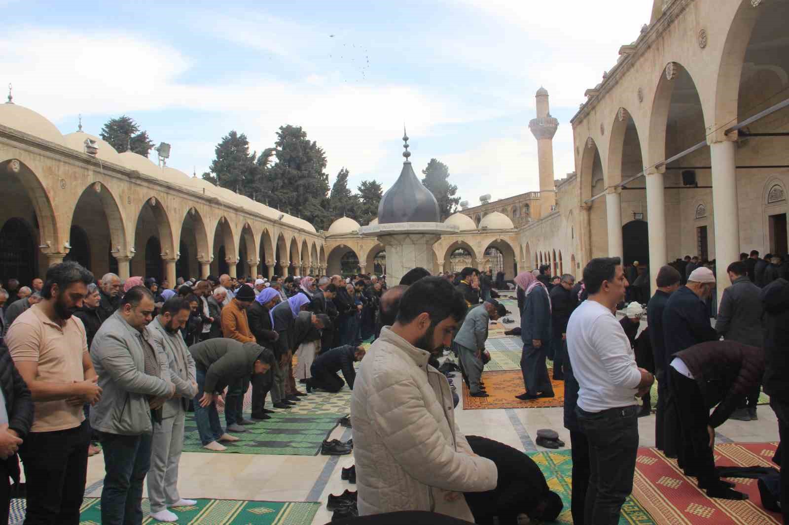 Şanlıurfa’daki Halil-ür Rahman Camii asırlara meydan okuyor
