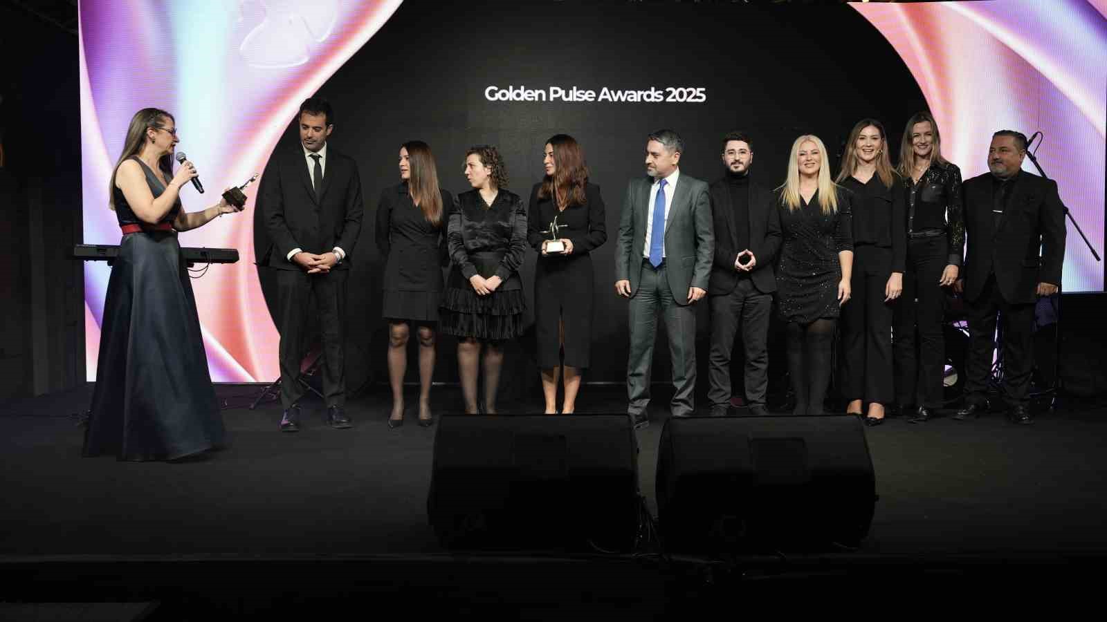 Sanofi, Golden Pulse Awards’ta 3 ödül kazandı
Sanofi, Golden Pulse Awards’ta 3 ödül kazandı