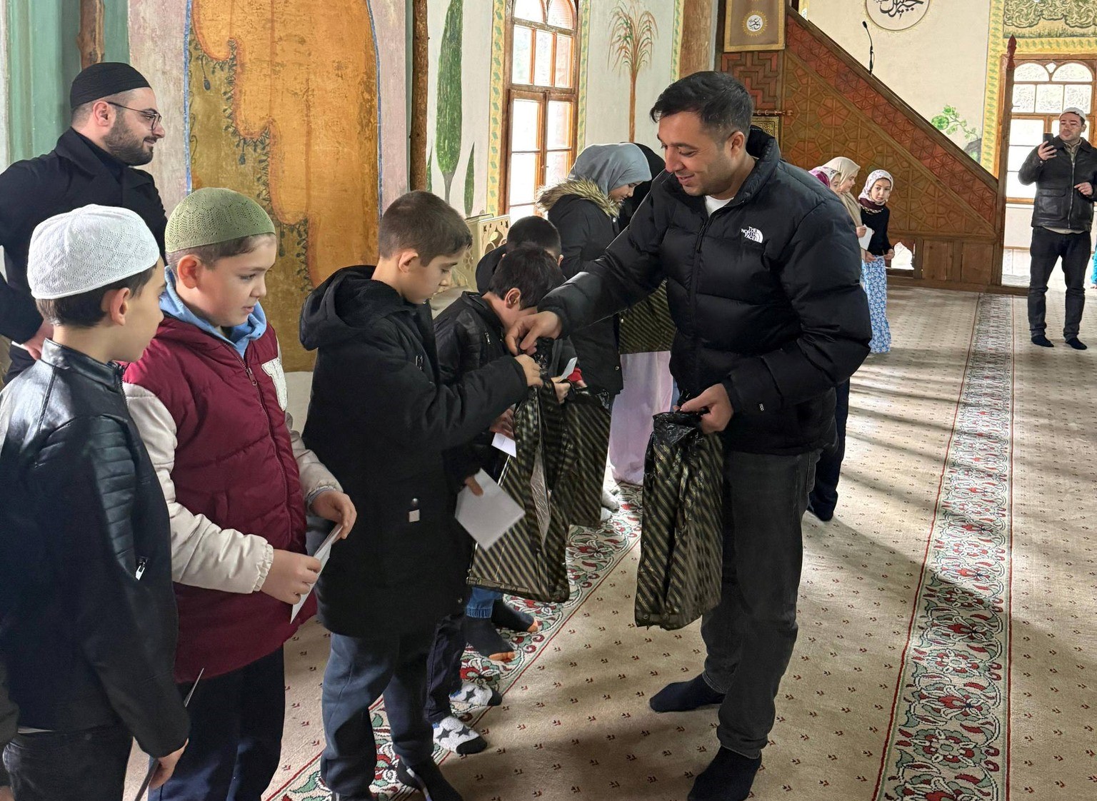 Şaphane’de "Camiyi Seviyoruz, Namazla Buluşuyoruz" programında öğrencilere ödül

