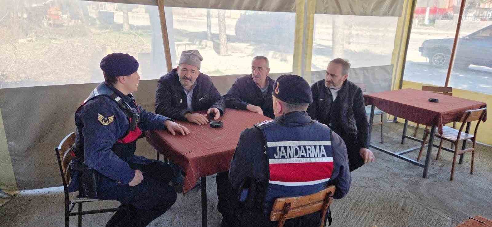 Şaphane’de vatandaşlara Trafik Kanunu’nda yapılan değişiklikler anlatıldı
