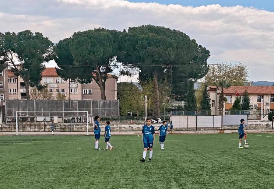 Sarıgöl’de 23 Nisan coşkusu sahaya taşındı
