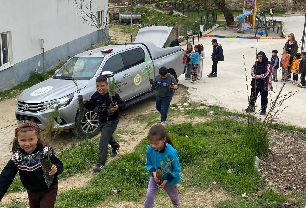 Sarıgöl’de geleceğe yeşil yatırım
