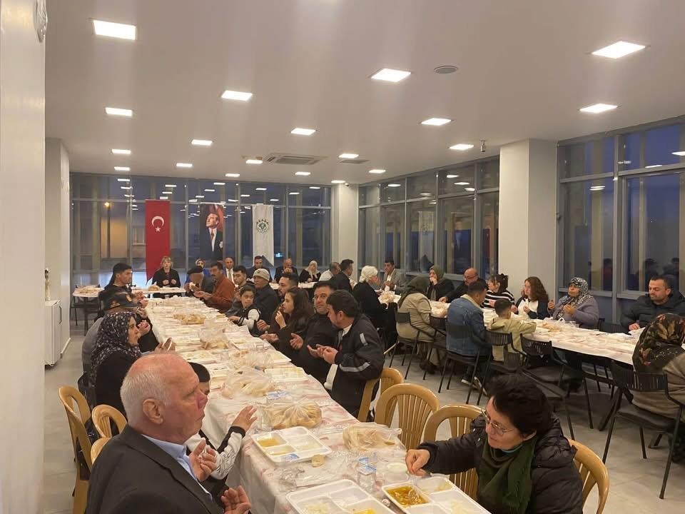 Sarıgöl’de şehit ve gazi ailelerine anlamlı iftar
