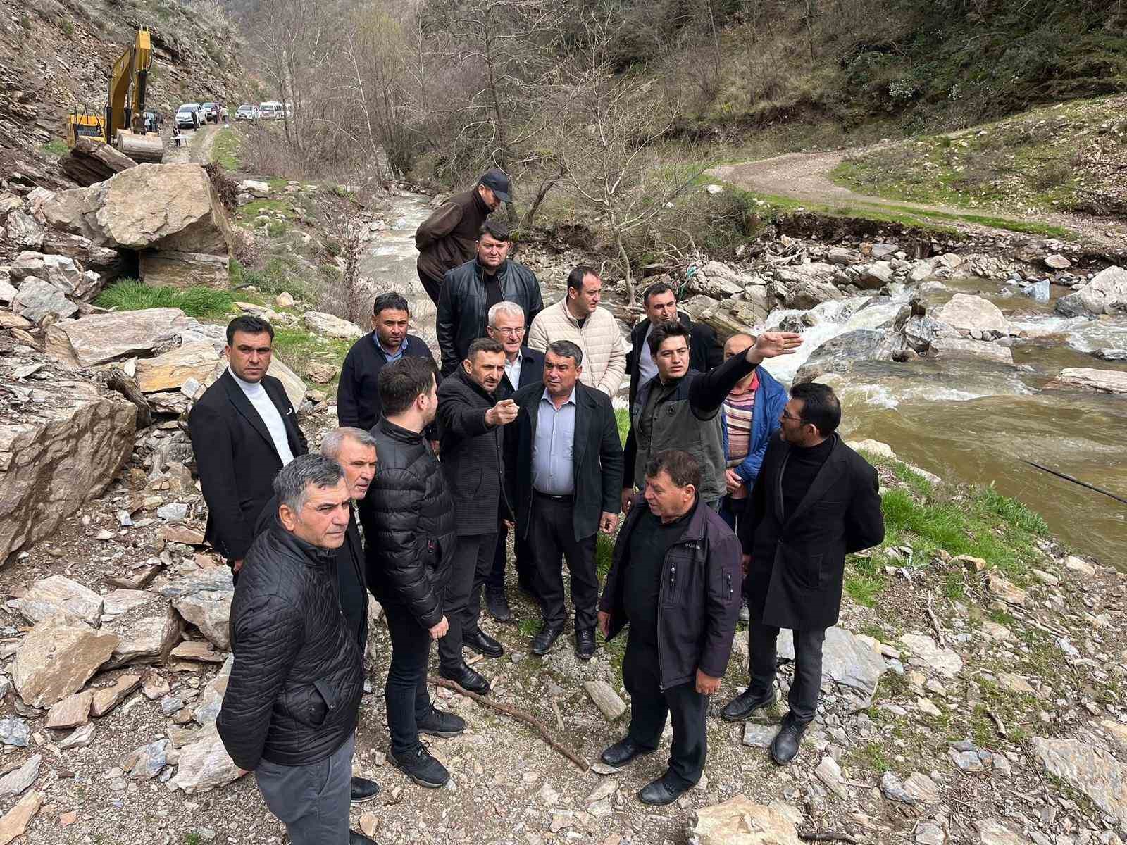 Sarıgöl’de yeni orman yolu ulaşımı rahatlatacak
