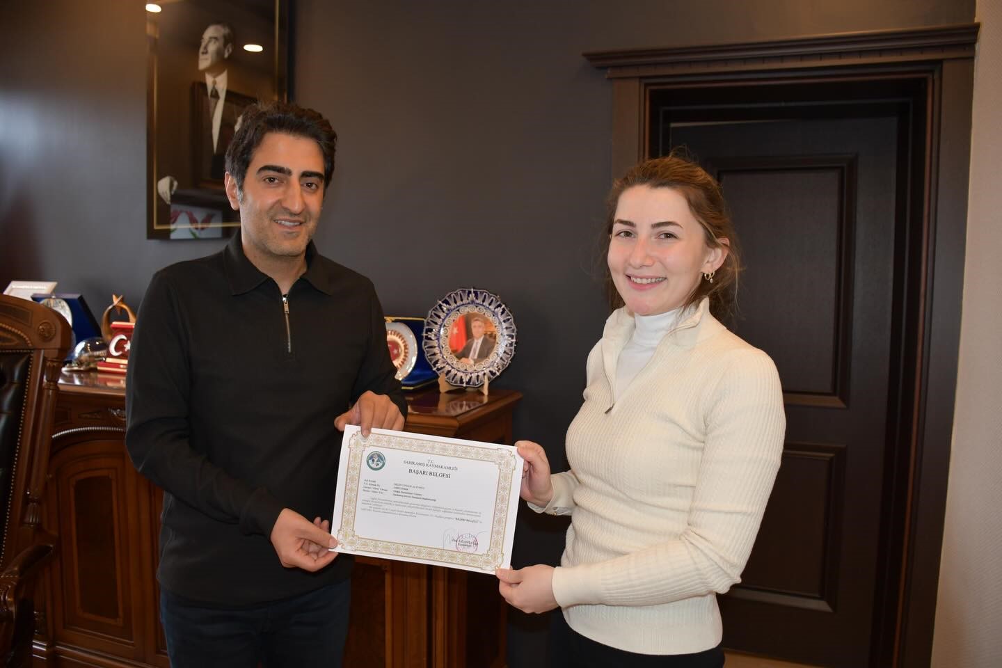 Sarıkamış Kaymakamı Aslantatar, doktorlarla bir araya geldi
