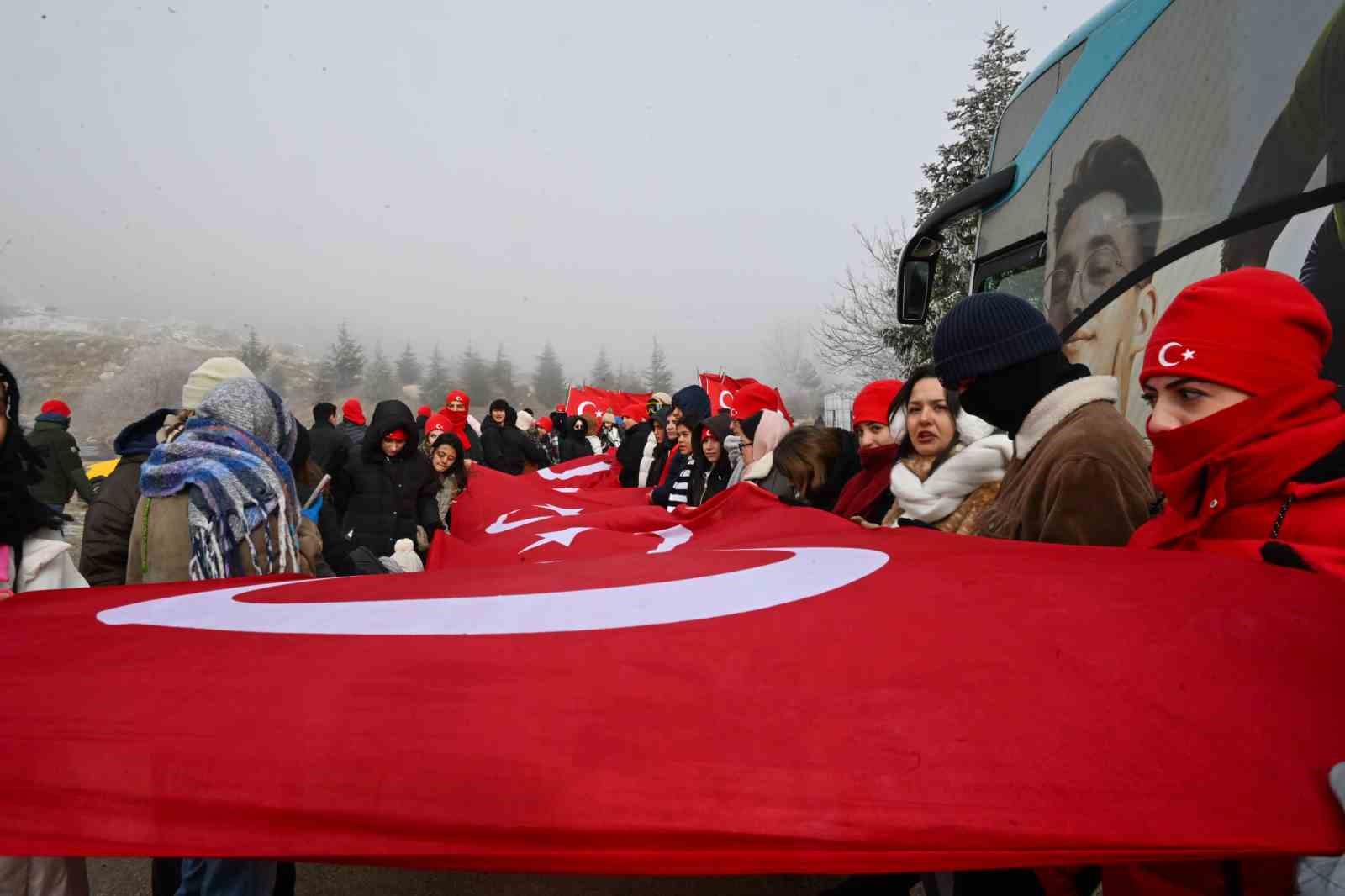 Sarıkamış şehitleri Antalya’da anıldı
