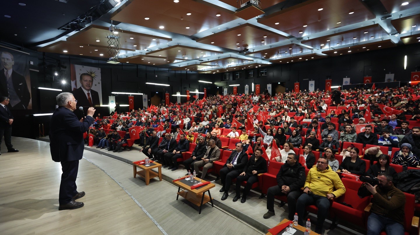 Sarıkamış şehitleri Kayseri’de anıldı
