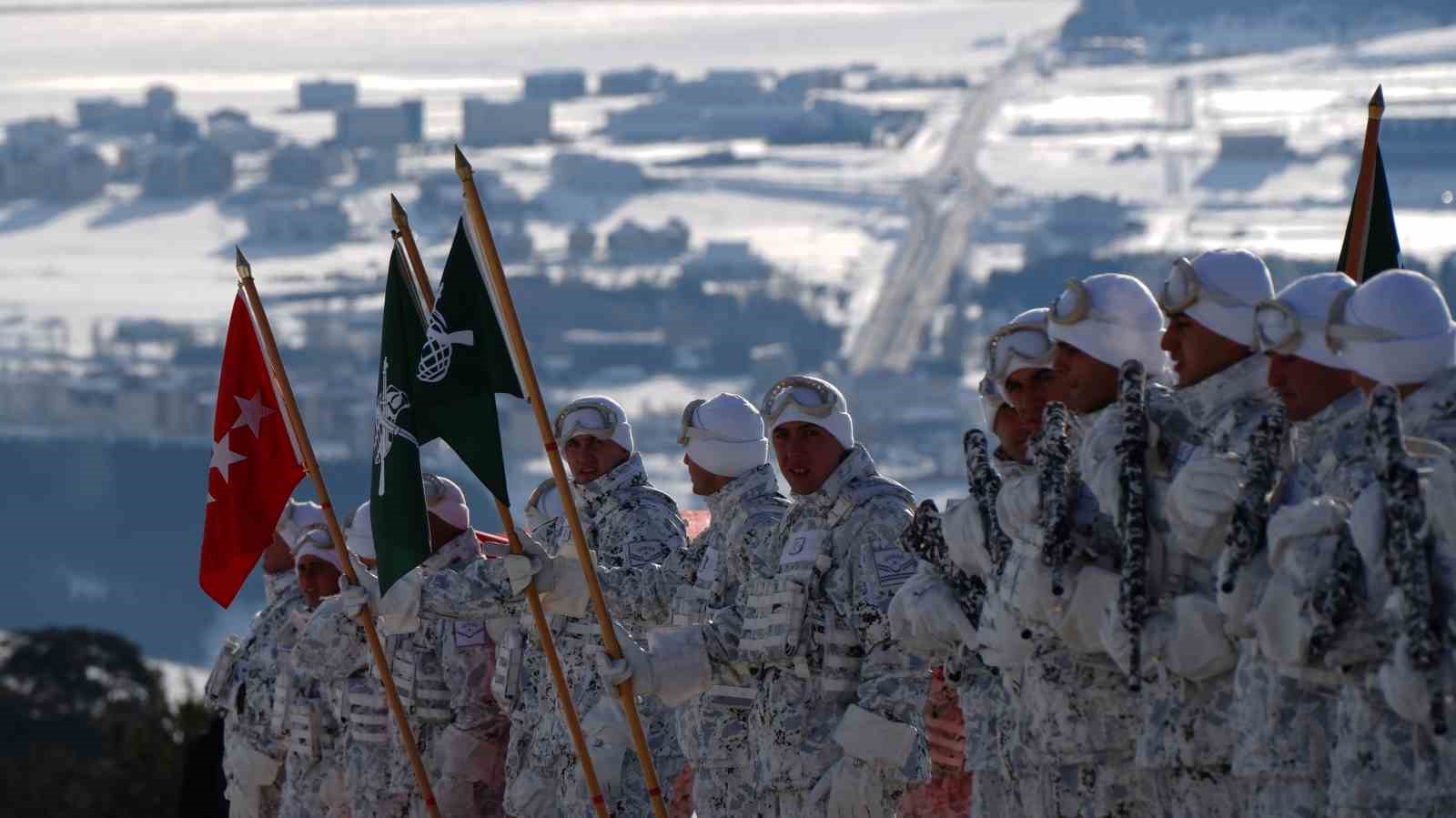Sarıkamış’ta binler "Bu toprakta izin var" diyerek şehitlerin izinde yürüdü
