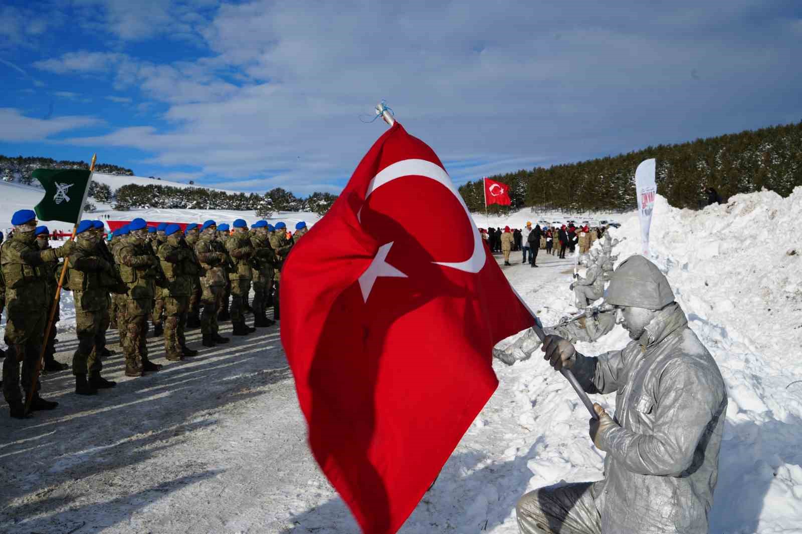 Sarıkamış’ta binler "Bu toprakta izin var" diyerek şehitlerin izinde yürüdü
