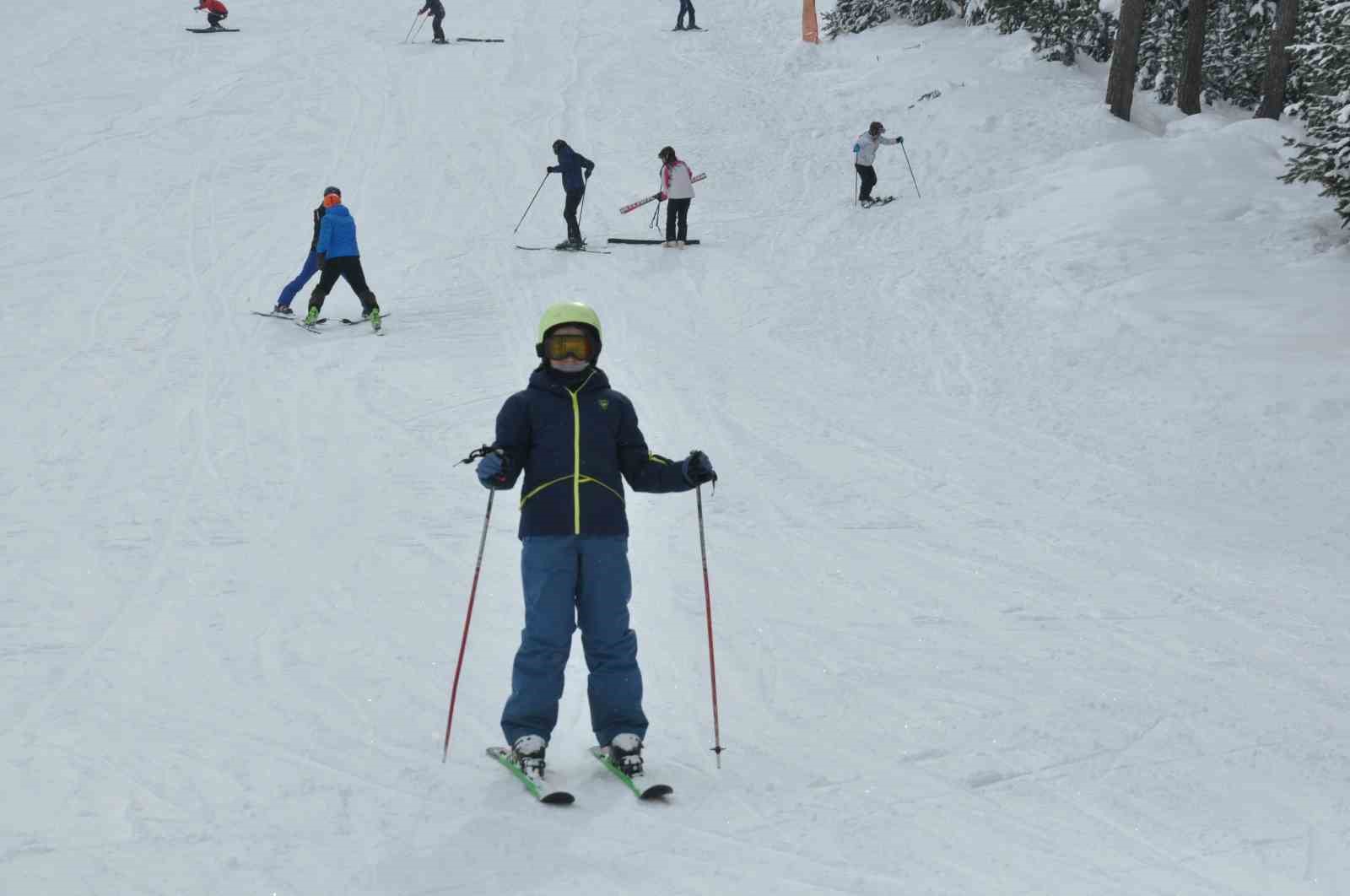 Sarıkamış’ta sömestr heyecanı: Kristal kar üzerinde doluluk yüzde 100’e ulaştı
