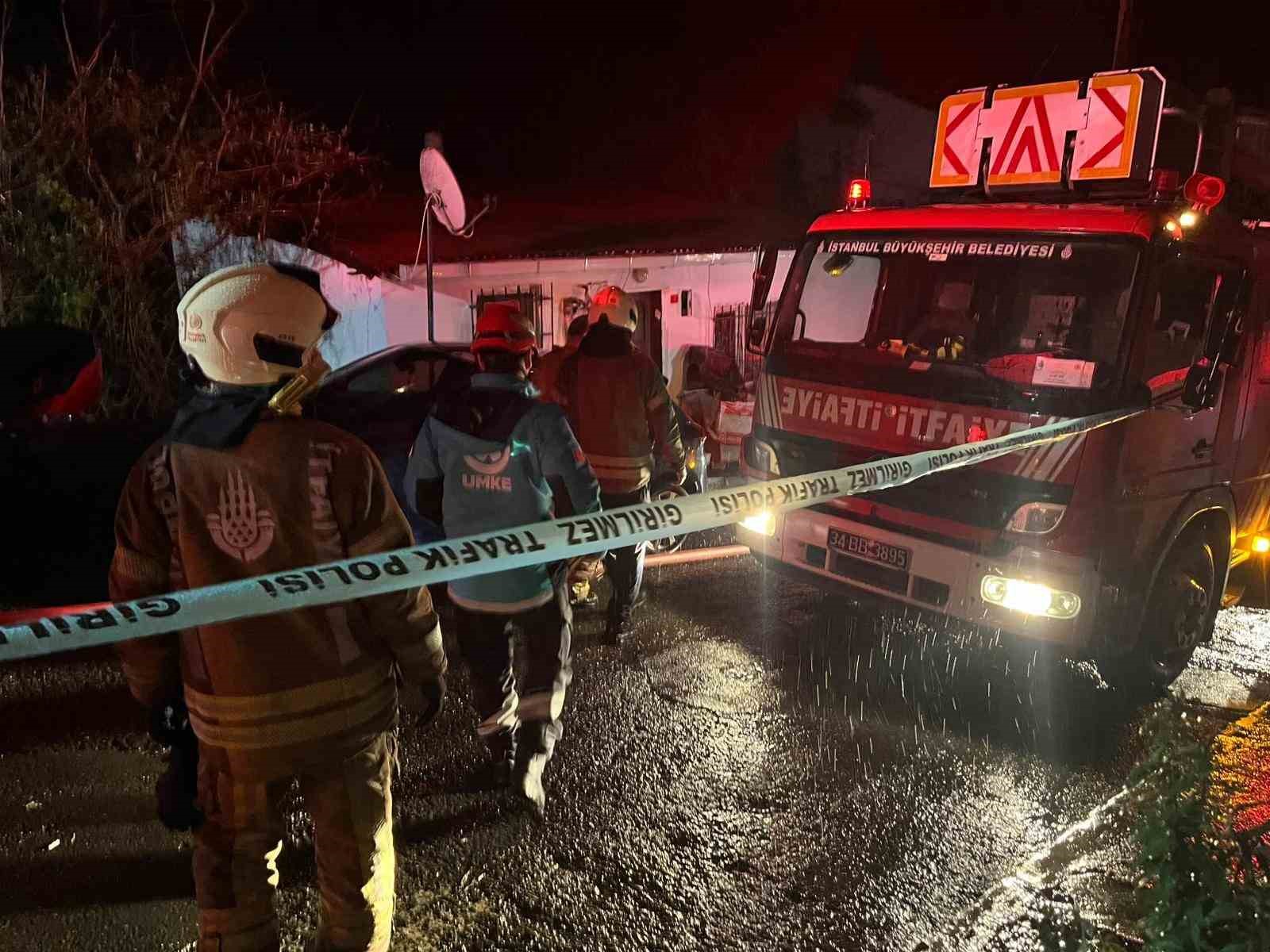 Sarıyer’de iki gecekondu alev alev yandı: 6 yaralı
