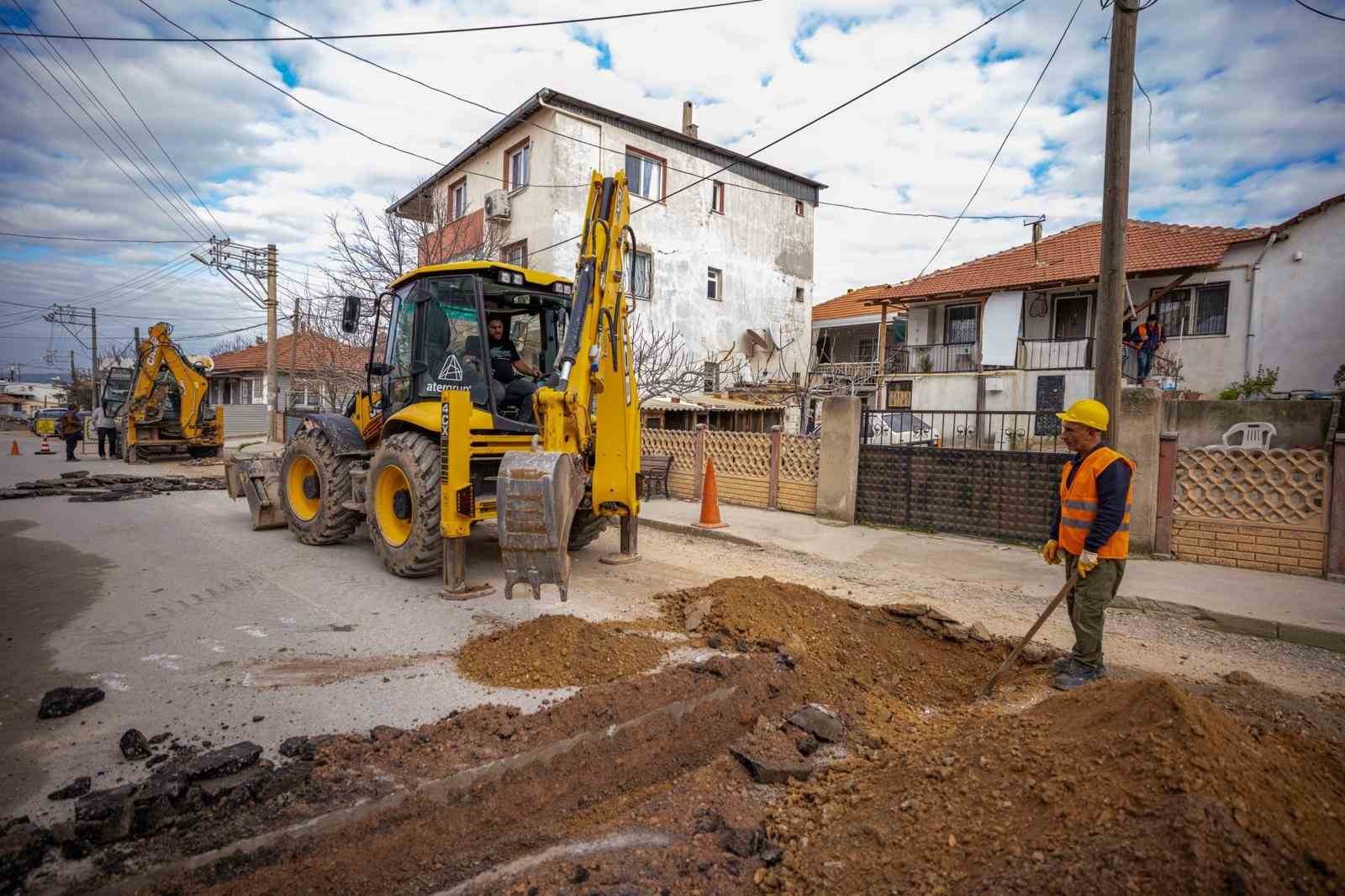 Sarnıç’ta içme suyu yatırımı hızla ilerliyor
