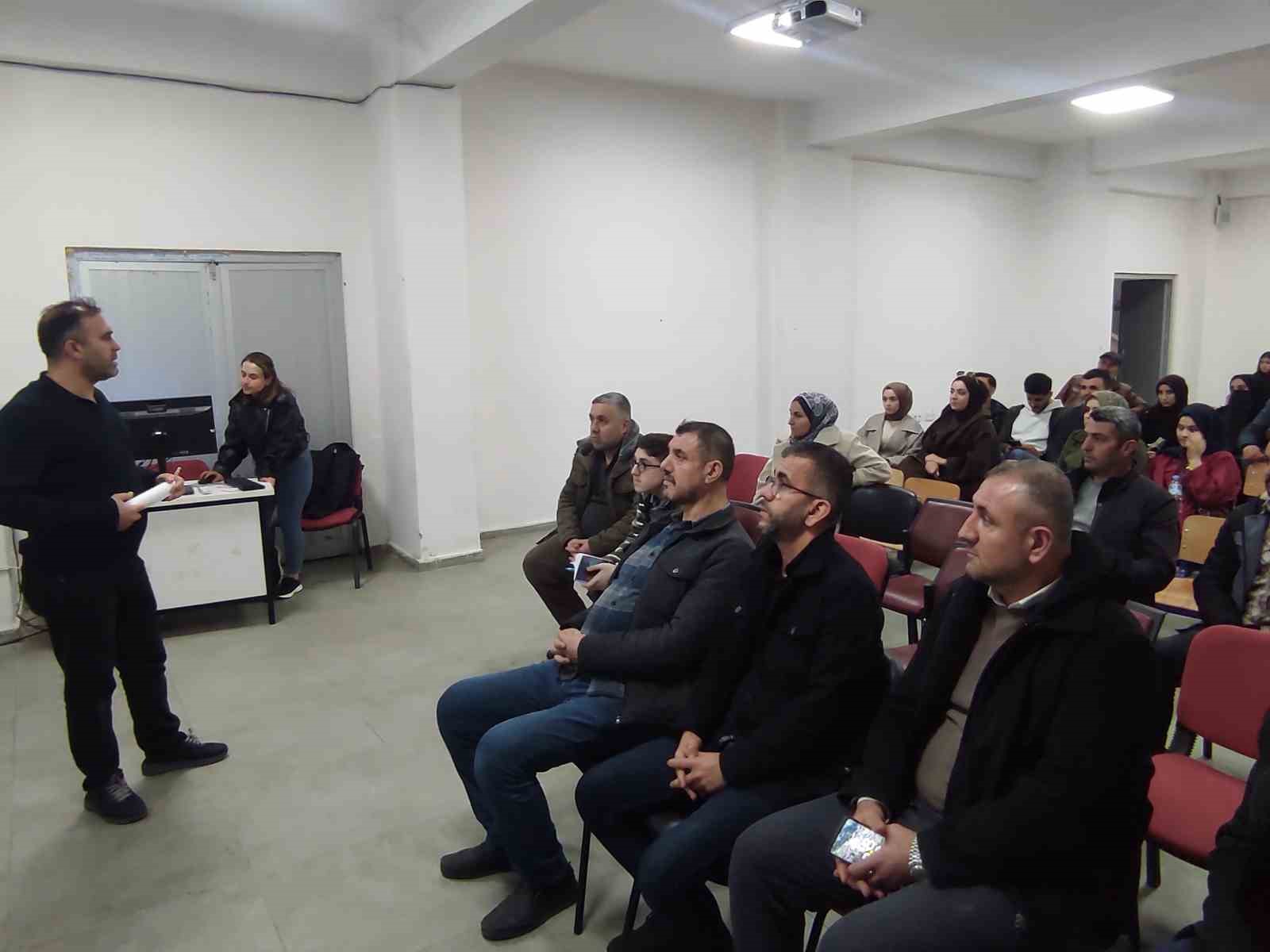 Sason’da arıcılığı geliştirme projesi kapsamında 70 adaya eğitim verildi
