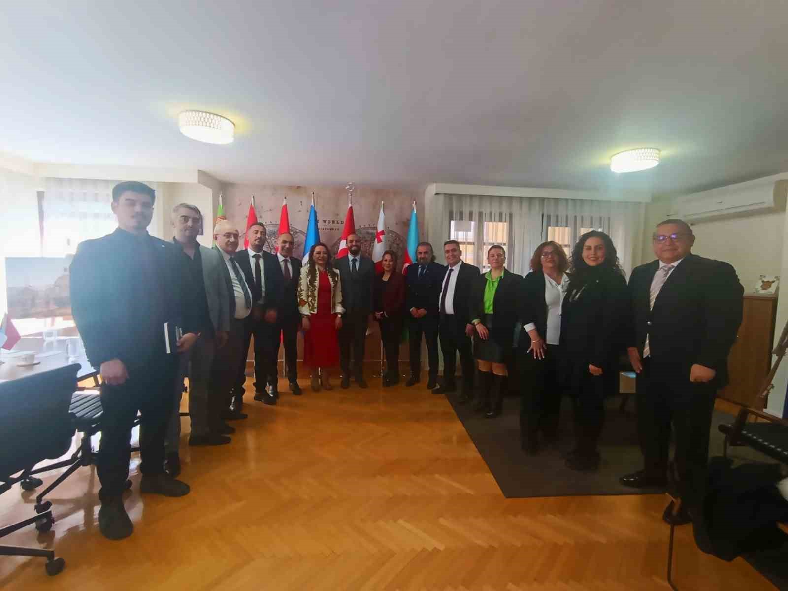 SATKOF ve USTKON’dan üç ülkeyle sağlık ve ticaret diplomasisi atağı
SATKOF ve USTKON’dan üç ülkeyle sağlık ve ticaret diplomasisi atağı