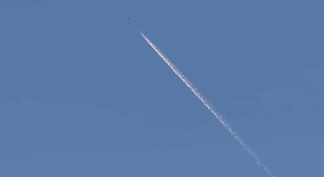 Savaş uçaklarından sınırda devriye uçuşu
