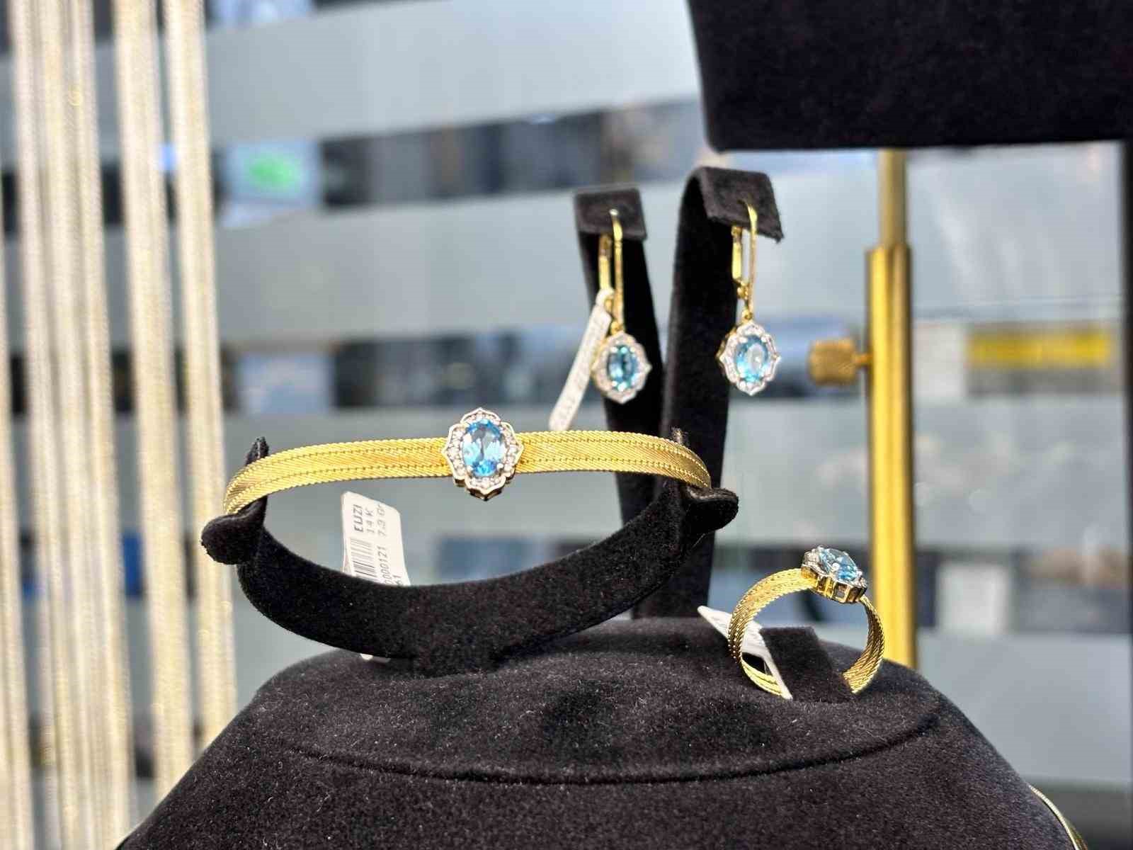 Savaşçıların zırhından düğünlerin baş tacına
Savaşçıların zırhından düğünlerin baş tacına