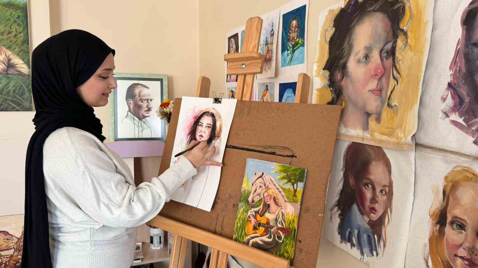 Savaşın içinden doğan sanatçı: Kadınların hikayesini tuvale yansıtıyor
