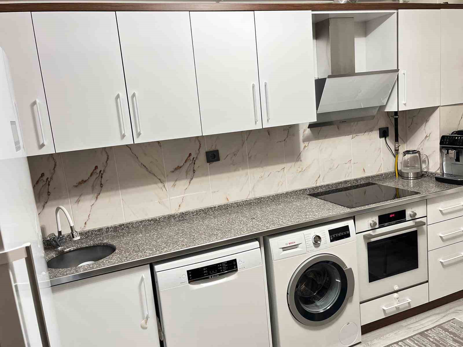 Sazan sarmalı bir ailenin hayallerini yıktı: 2 milyon lira dolandırıldılar
