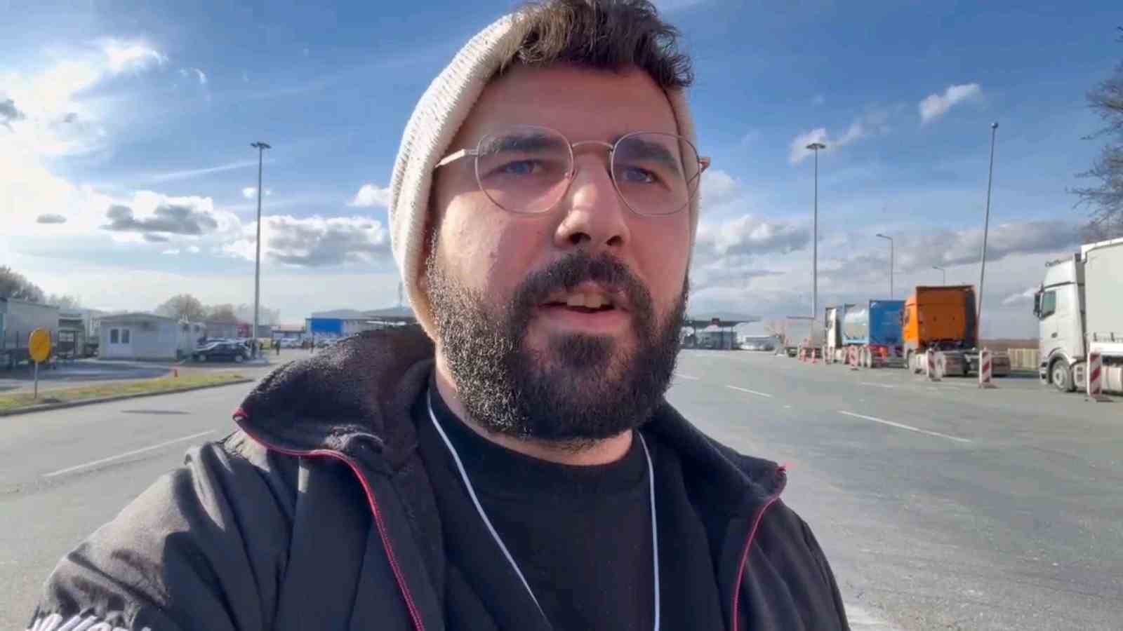 Schengen vize protestosu AB sınırlarını kilitledi, tırlar kilometrelerce kuyruk oluşturdu
