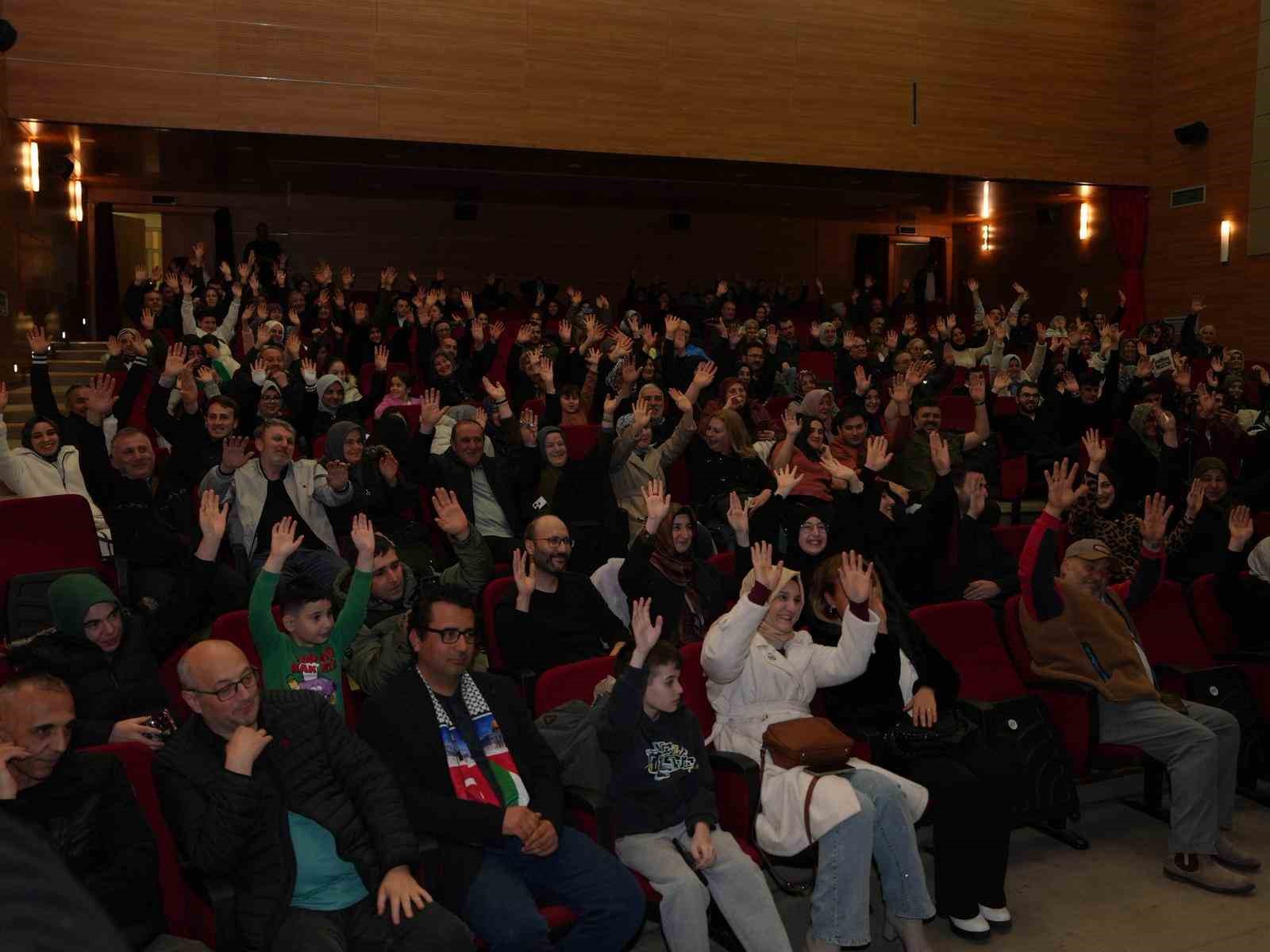 Sedat Uçan ilahi ve tasavvuf eserleri seslendirdi
