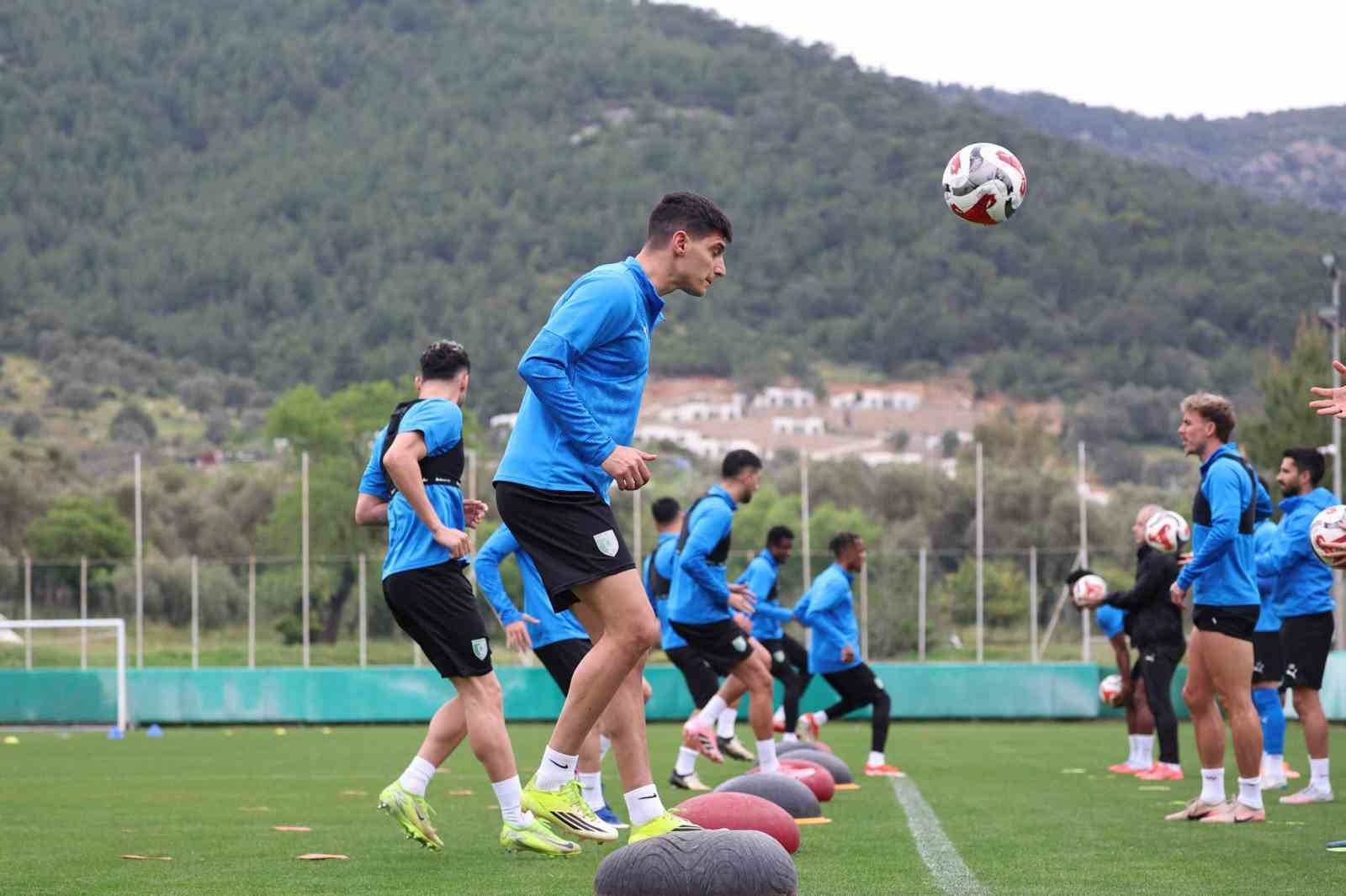 Sefer Yılmaz: "İnşallah bu hafta yeniden bir seri başlatıp play-off’a moralli girmek istiyoruz"
