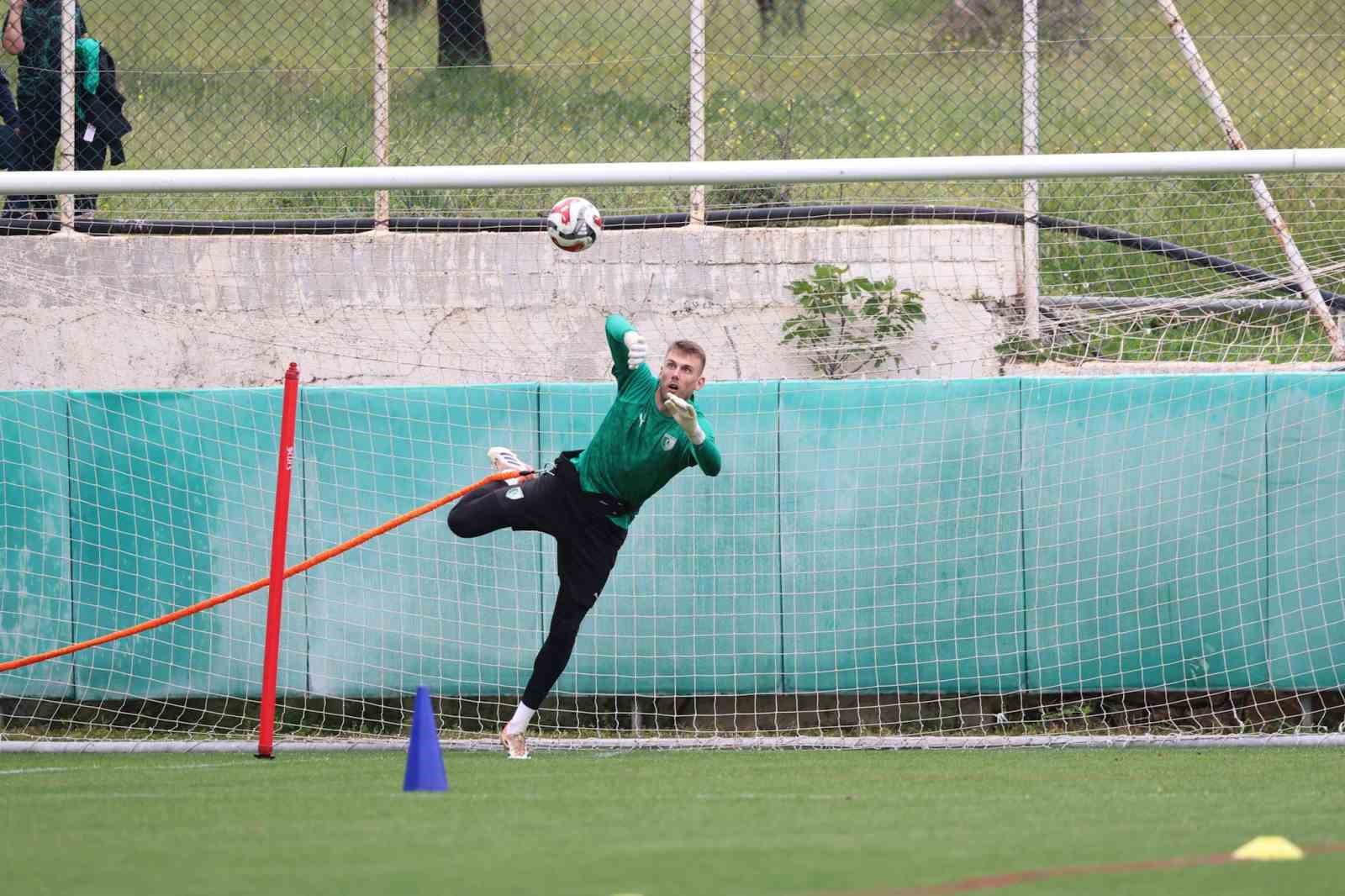 Sefer Yılmaz: "İnşallah bu hafta yeniden bir seri başlatıp play-off’a moralli girmek istiyoruz"
