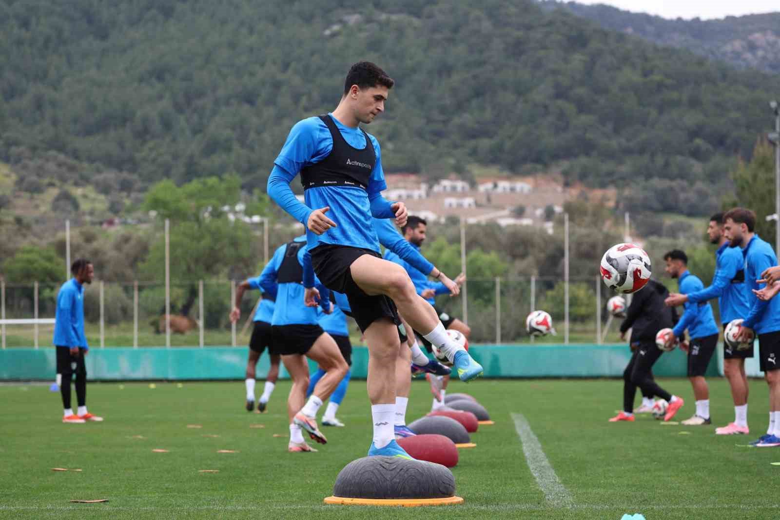 Sefer Yılmaz: "İnşallah bu hafta yeniden bir seri başlatıp play-off’a moralli girmek istiyoruz"
