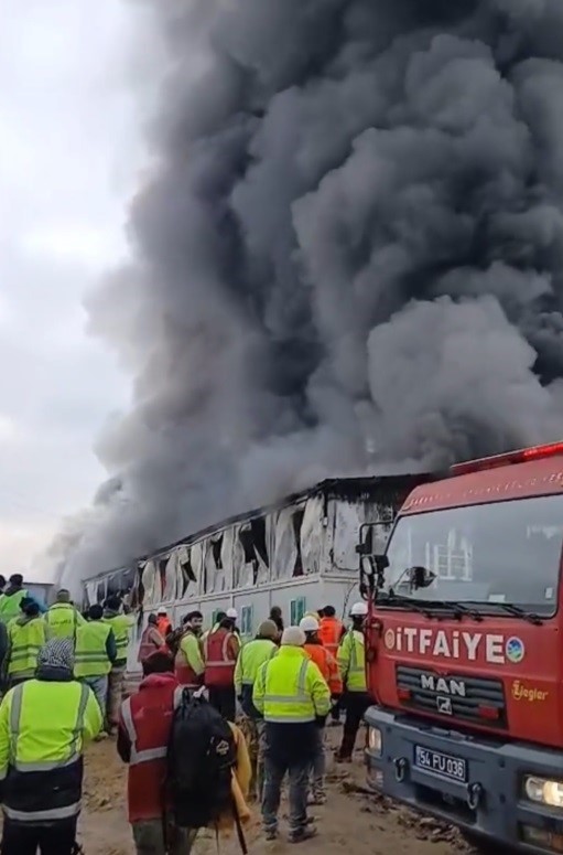 Şehir hastanesi yangınıyla ilgili yeni görüntüler ortaya çıktı
