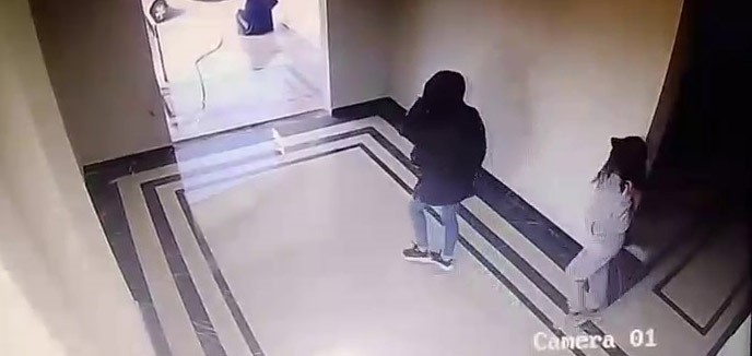 Şehir şehir gezip, evlerden hırsızlık yapan suç makinesi 3 kadın yakayı ele verdi
