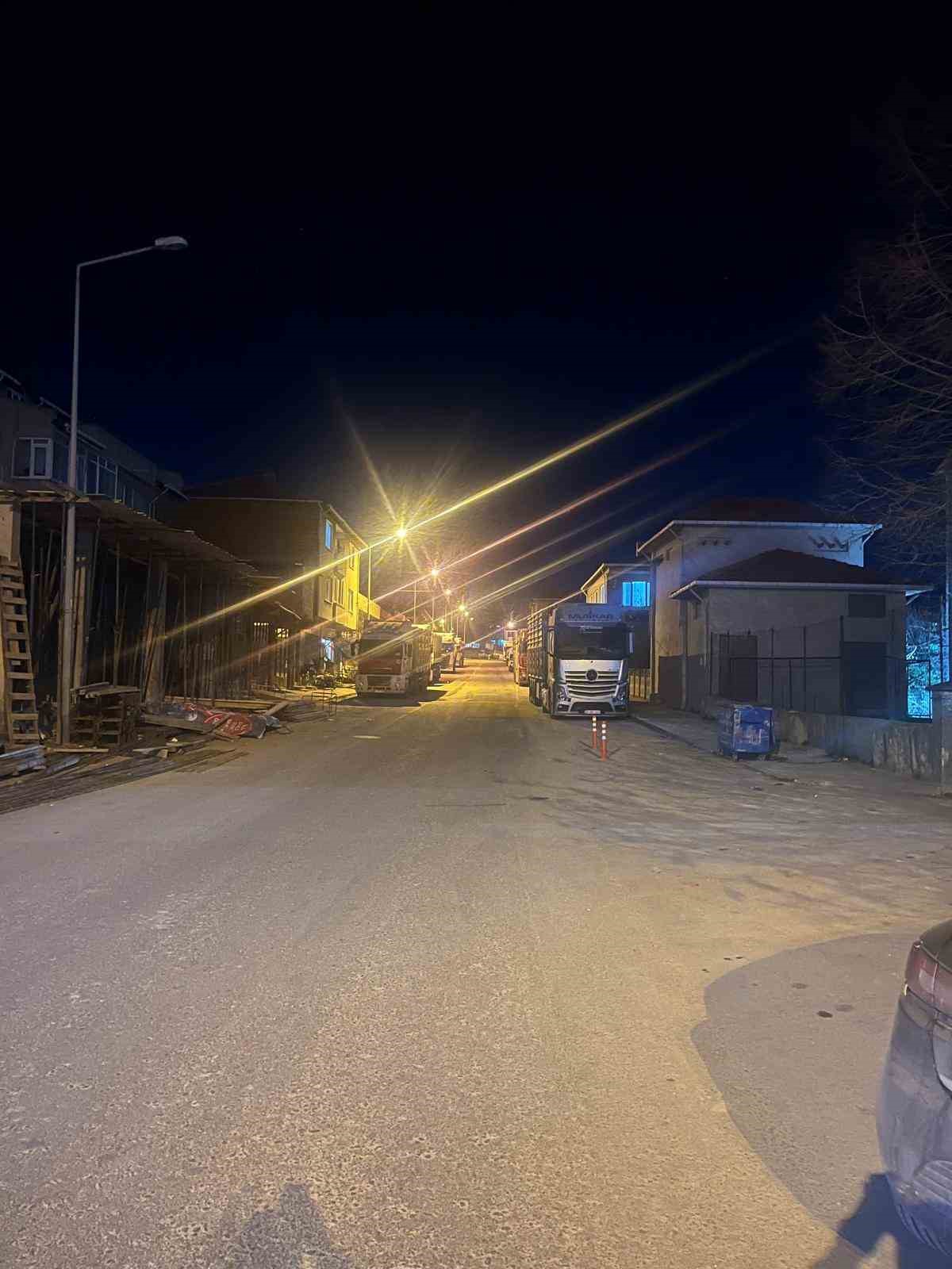 Şehir trafiğini rahatlatacak karar: Zorunlu tır parkı uygulaması başladı
