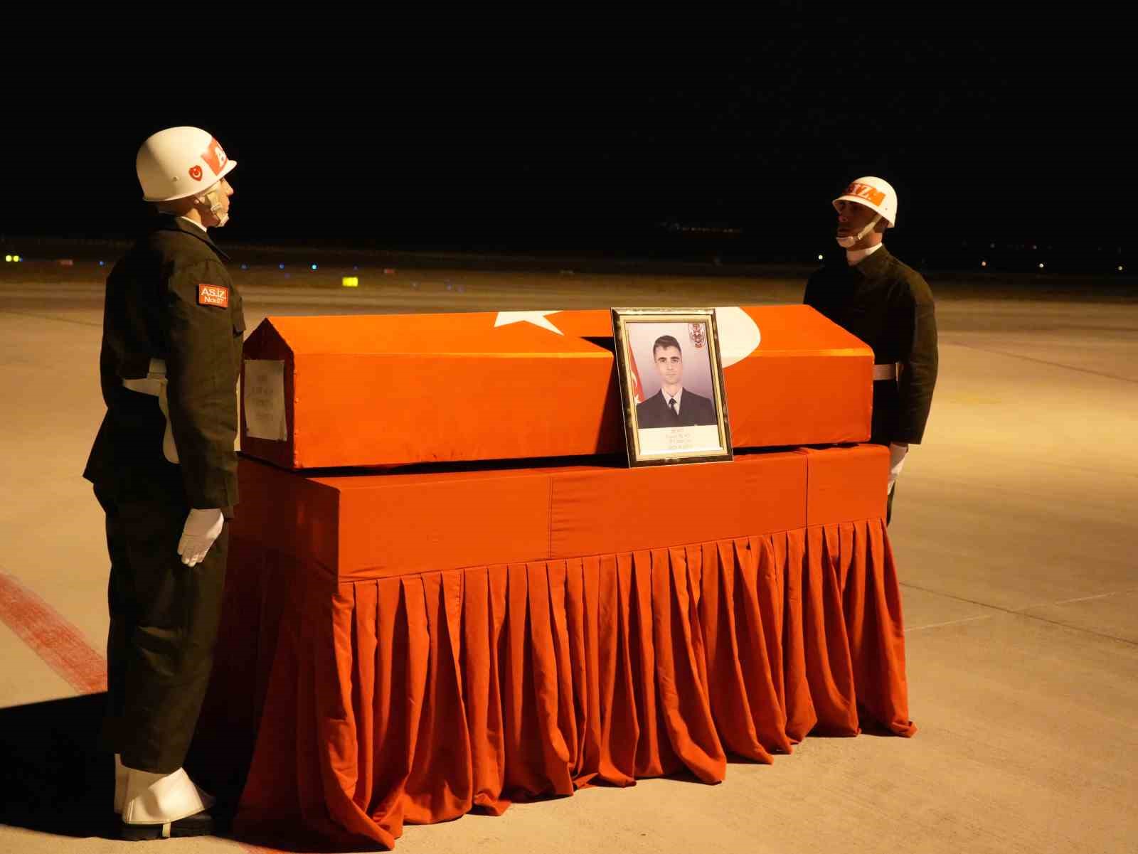 Şehit Açay’ın naaşı memleketine uğurlandı
