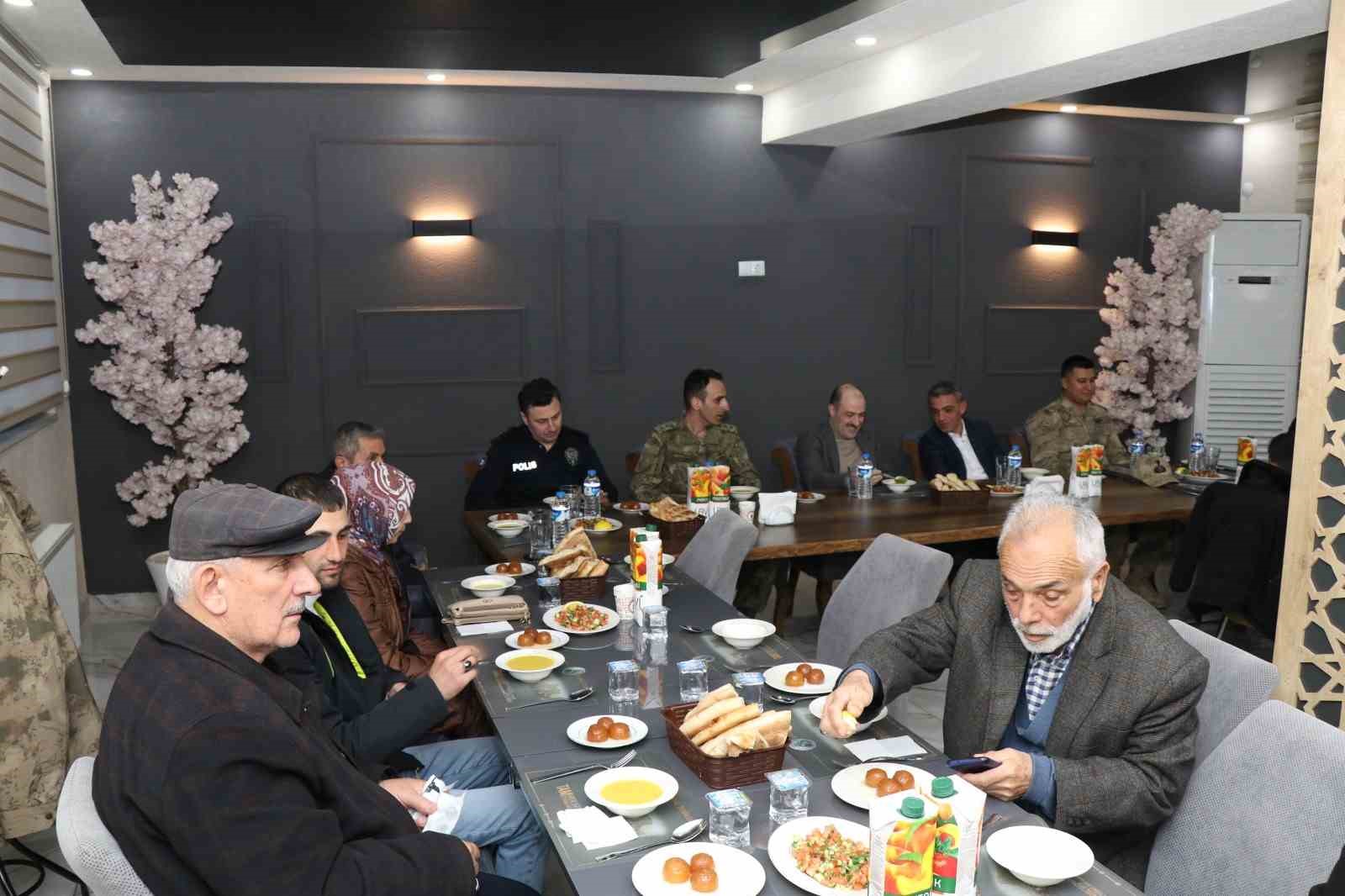 Şehit aileleri ve gaziler iftar sofrasında buluştular
